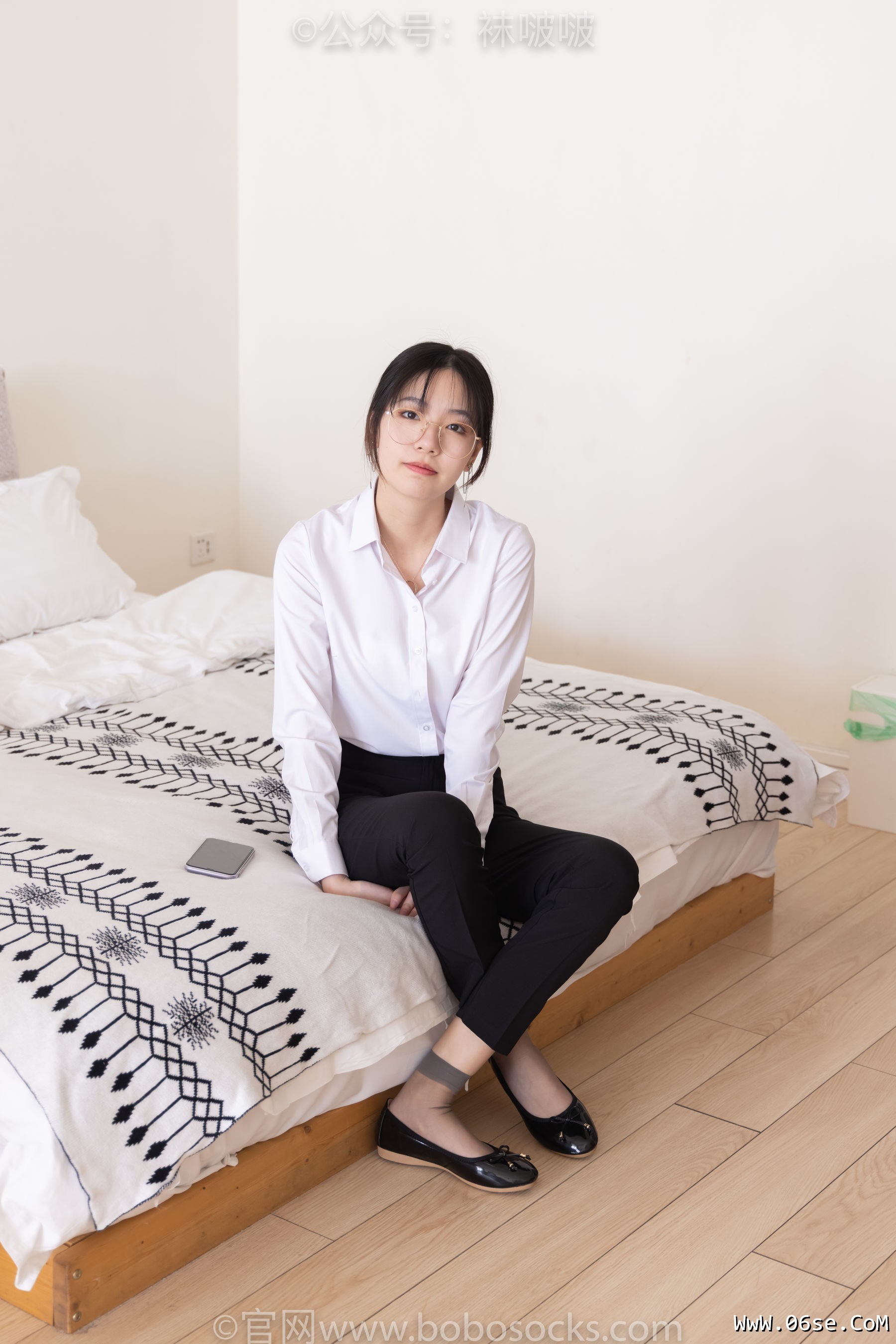 BoBoSocks袜啵啵 No.085 小甜豆-平底鞋、短灰丝、短肉丝[140P]-六色网