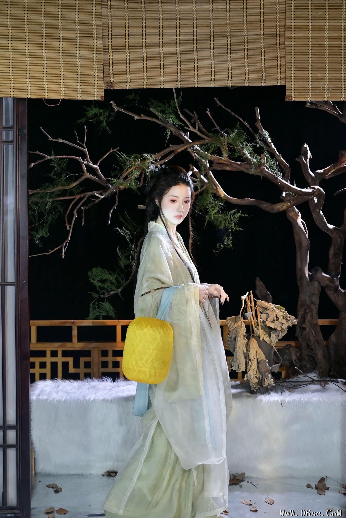 图片[19]-YiTuYu艺图语 Vol.6834 Ni De San San[21P]-六色网