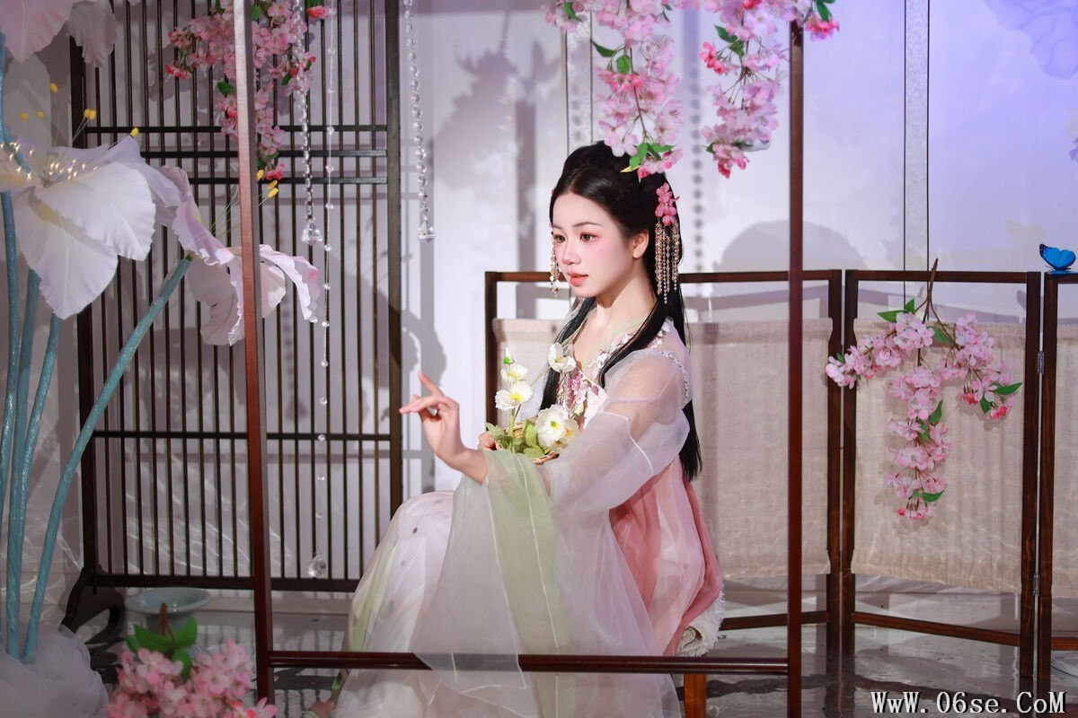 图片[26]-YiTuYu艺图语 Vol.6862 Xiao Du Tong Xue[29P]-六色网
