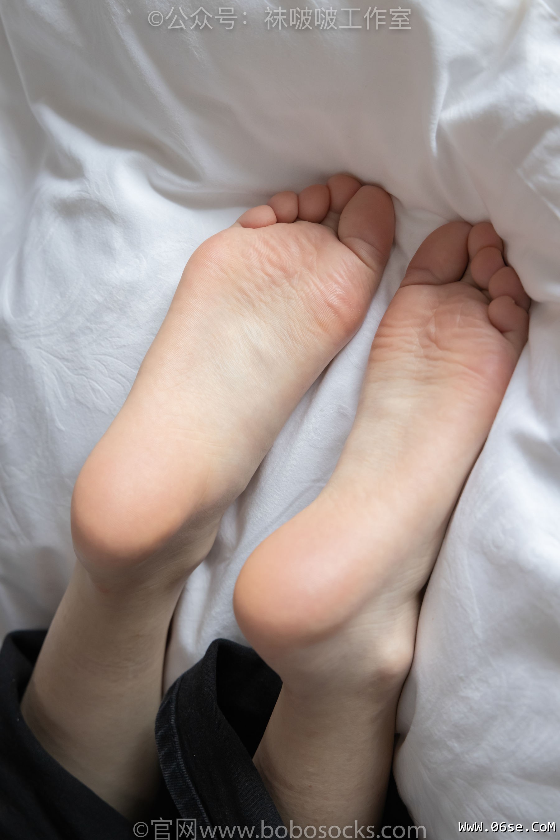 图片[123]-BoBoSocks袜啵啵 积分限定作品007 熊熊-运动鞋、白棉袜、裸足[134P]-六色网