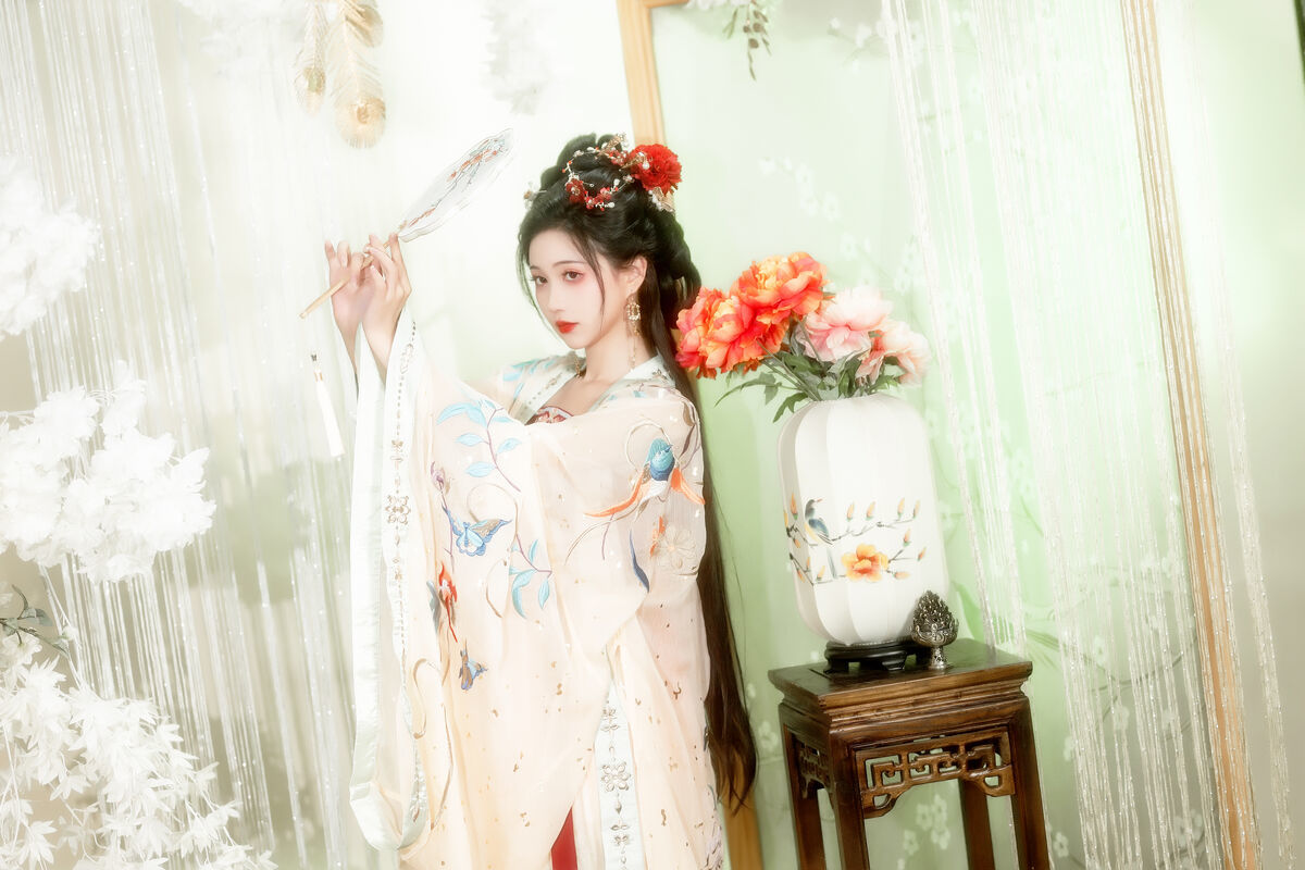 图片[6]-YiTuYu艺图语 Vol.7124 Qi Luo Sheng De Xiao Su Su[25P]-六色网