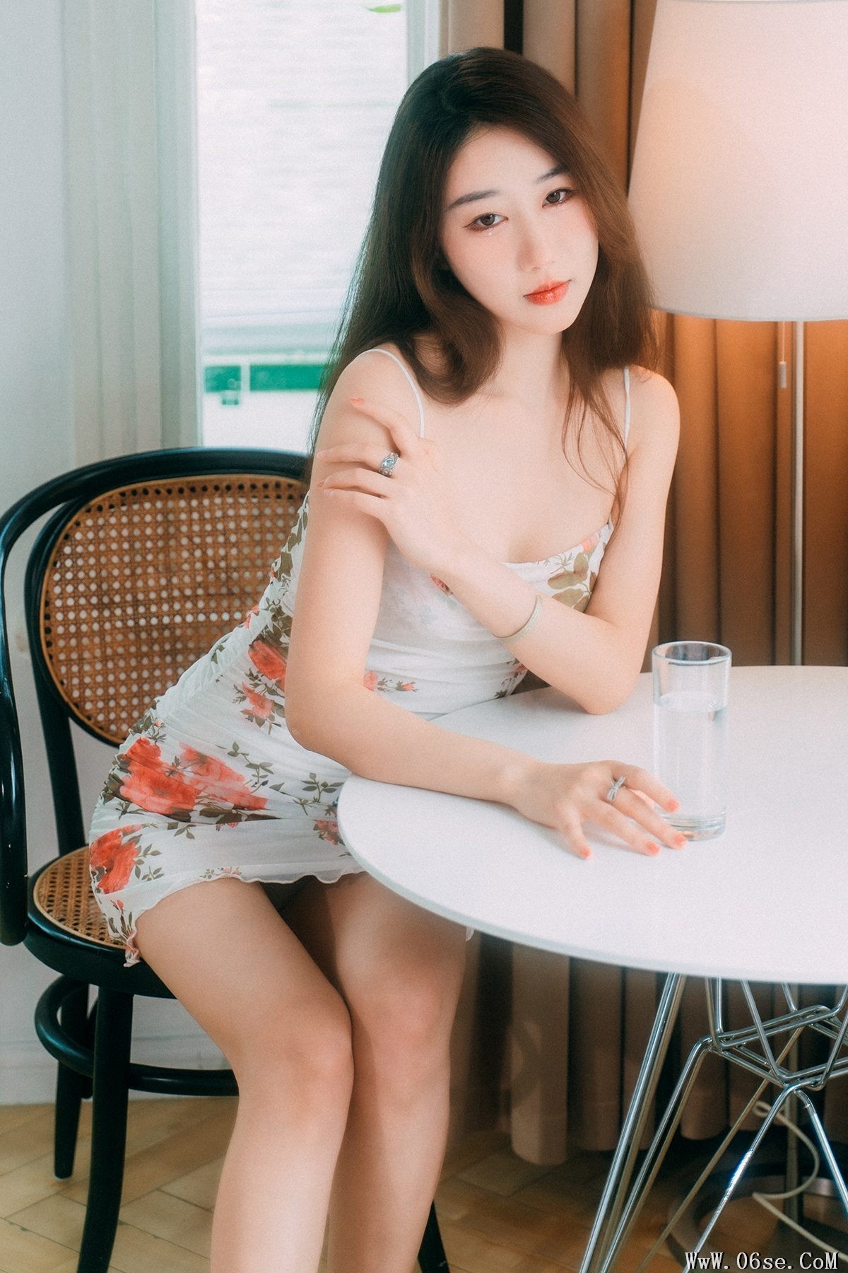 YiTuYu艺图语 Vol.4821 Tao Zi[56P]-六色网
