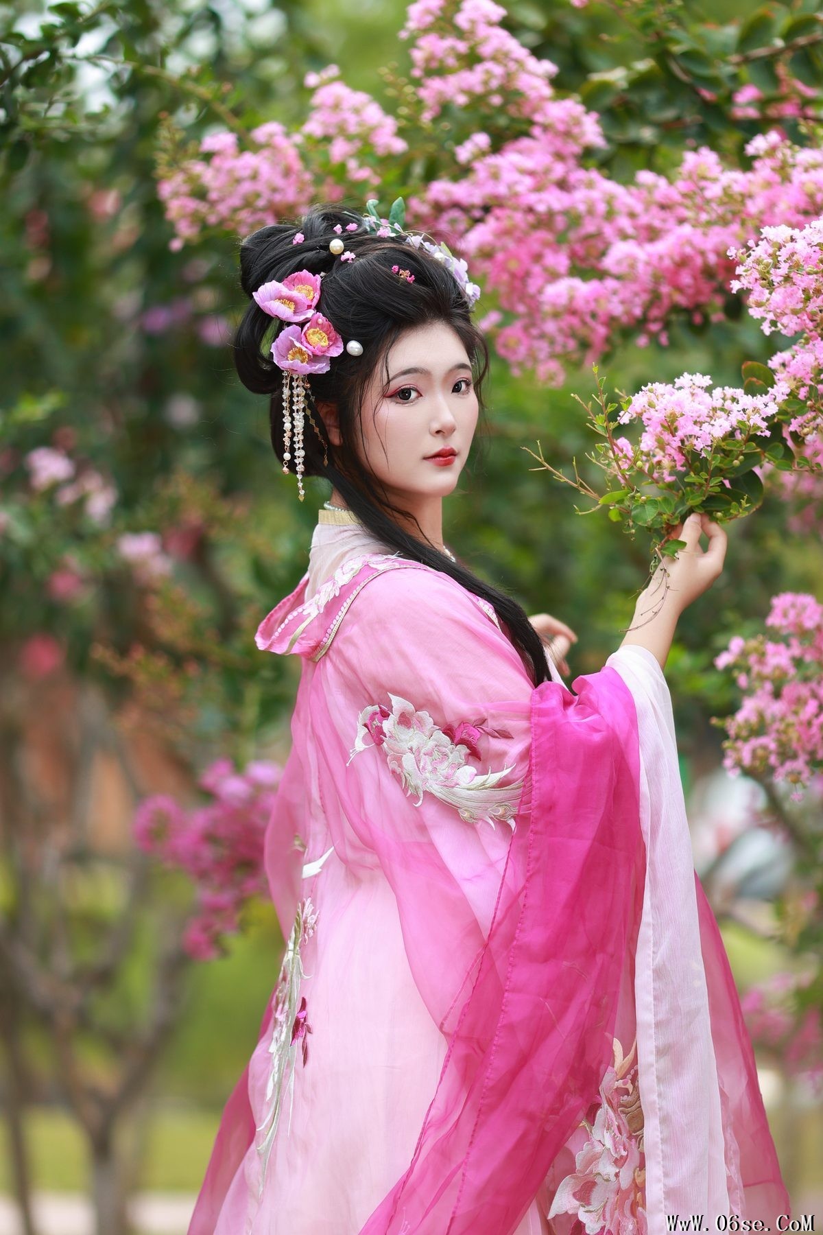 图片[31]-YiTuYu艺图语 Vol.5377 KaiLin Jiang[48P]-六色网