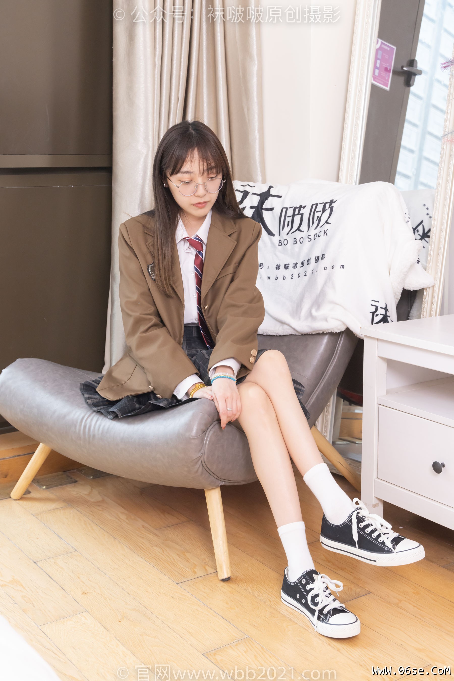 图片[118]-BoBoSocks袜啵啵 No.370 稚予 -板鞋、白棉袜、灰色棉船袜[140P]-六色网
