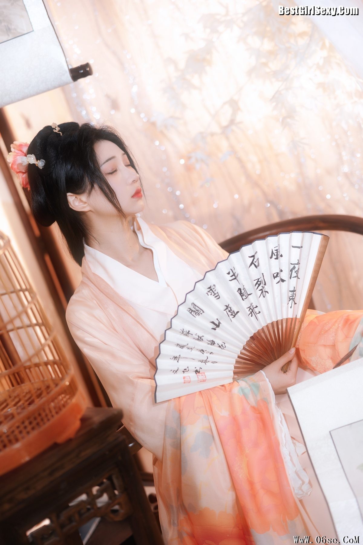 图片[17]-YiTuYu艺图语 Vol.4011 Qi Luo Sheng De Xiao Su Su[30P]-六色网