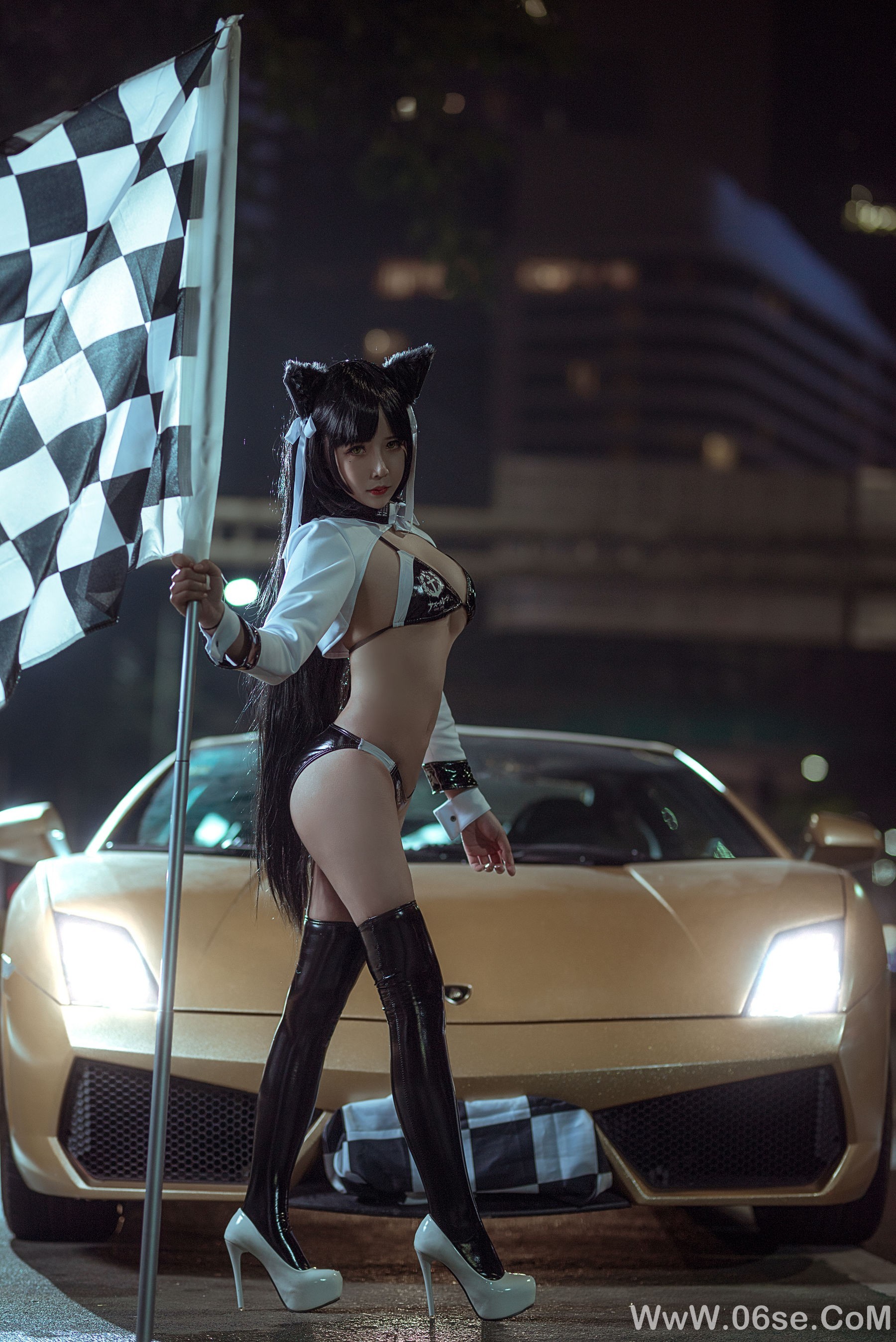 图片[2]-二次元妹子抱走莫子aa 赛车女郎[23P]-六色网