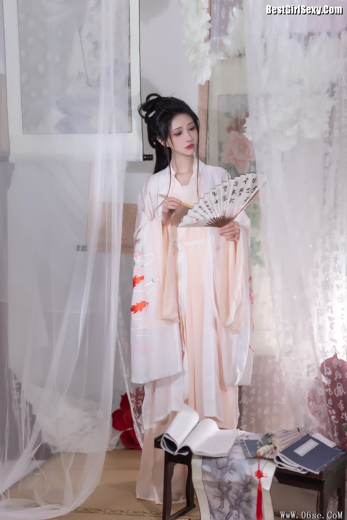 图片[4]-YiTuYu艺图语 Vol.3965 Qi Luo Sheng De Xiao Su Su[26P]-六色网