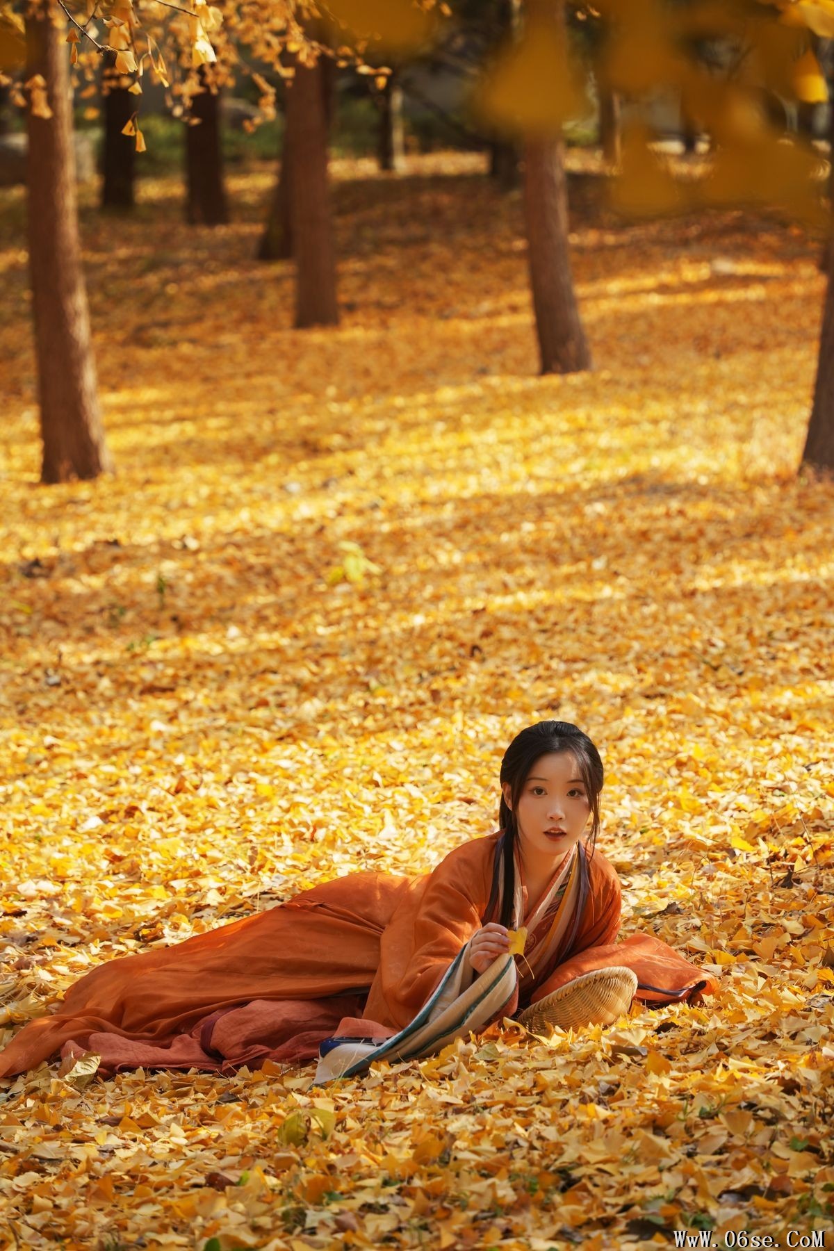 图片[5]-YiTuYu艺图语 Vol.3237 Ren Jian Xiao Bai Long[25P]-六色网