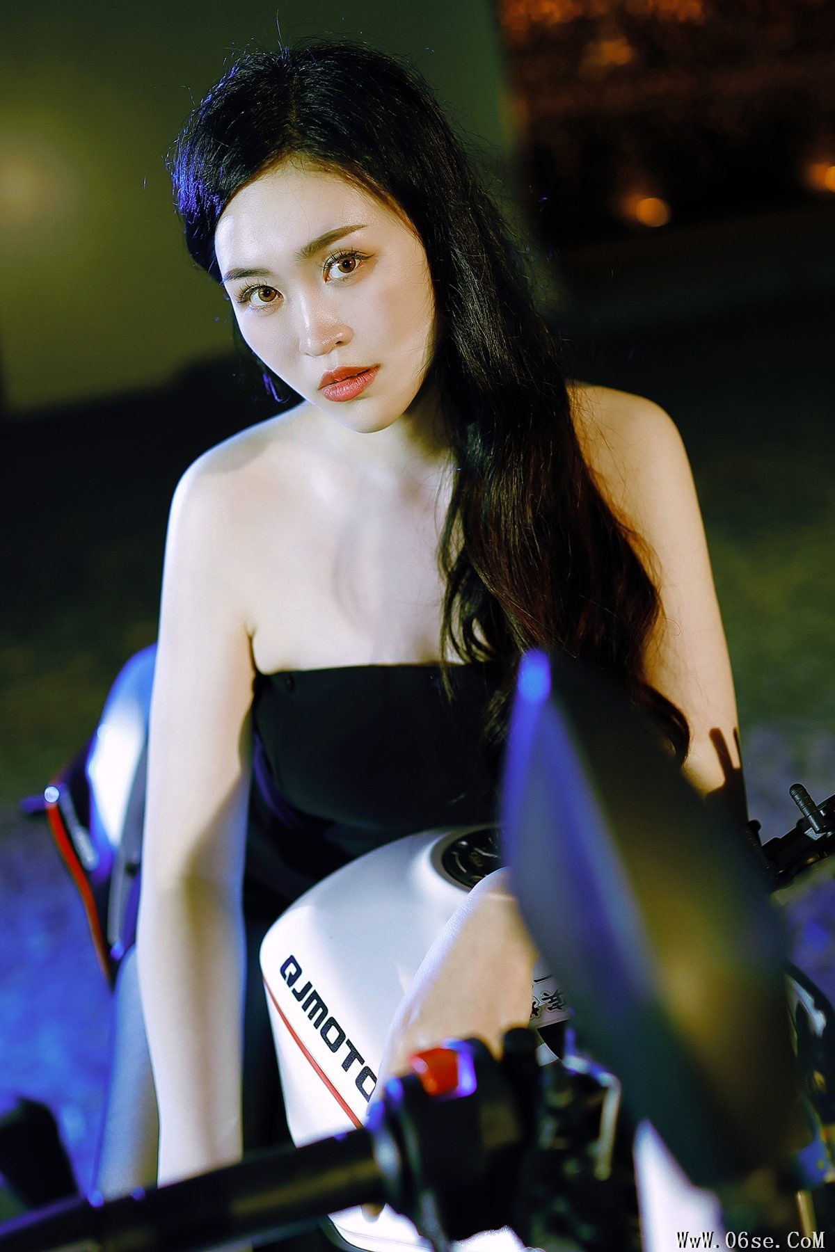 YiTuYu艺图语 Vol.5272 Yumky[34P]-六色网