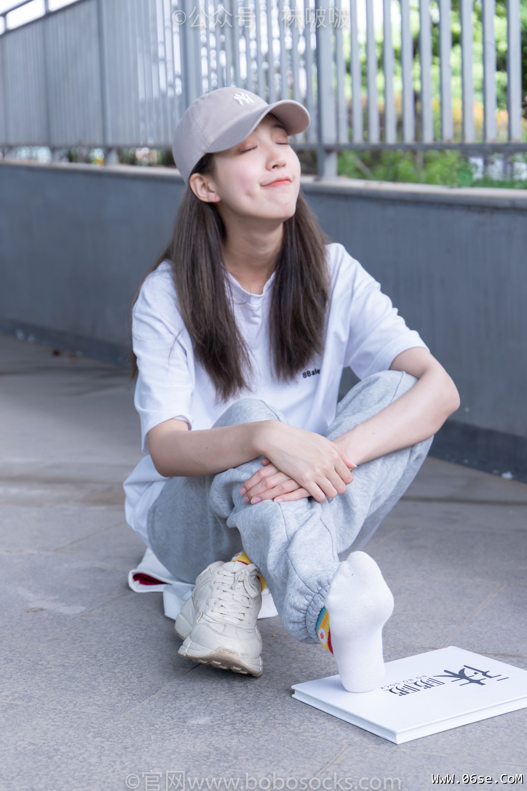 图片[61]-BoBoSocks袜啵啵 No.012 泡芙-运动鞋、白棉袜、裸足[132P]-六色网