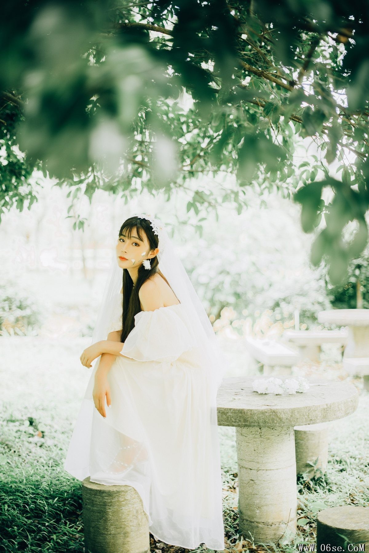 图片[17]-YiTuYu艺图语 Vol.6140 Kure Suo Wei[34P]-六色网