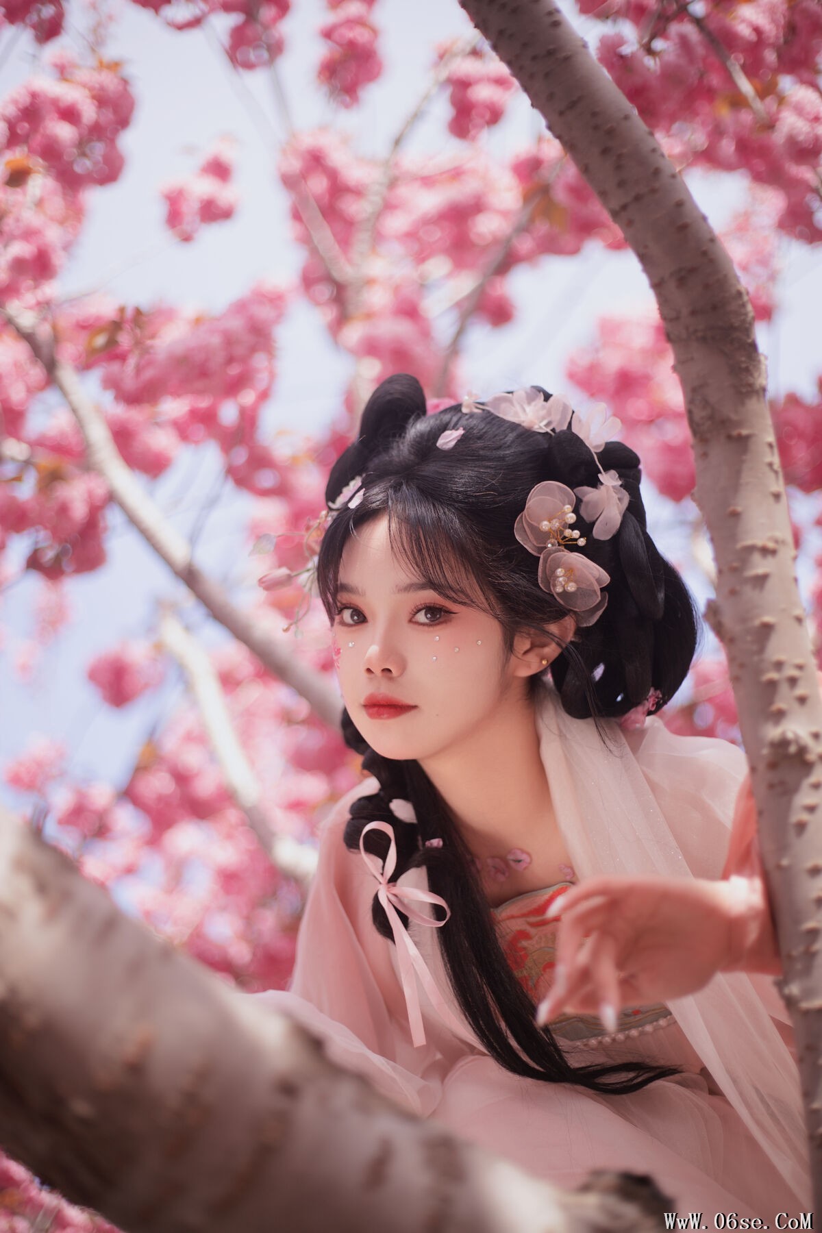 图片[6]-YiTuYu艺图语 Vol.7087 Wan Yi[27P]-六色网