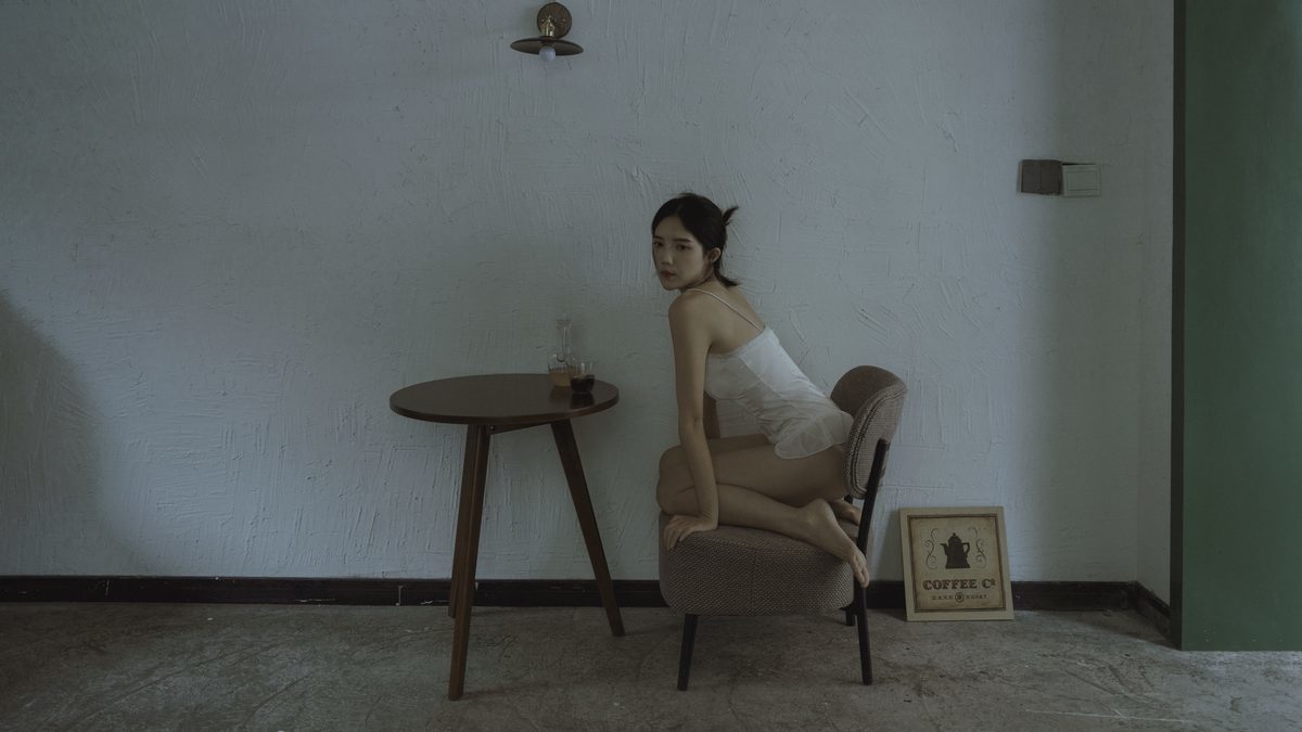 图片[27]-YiTuYu艺图语 Vol.5732 Yan Shi Yi[28P]-六色网