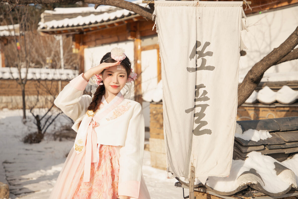 图片[12]-YiTuYu艺图语 Vol.7340 Fei Tian Xiao Mo Nu[35P]-六色网