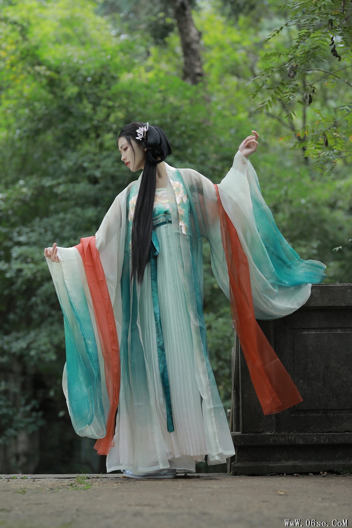 图片[40]-YiTuYu艺图语 Vol.5088 Wu Sui[40P]-六色网