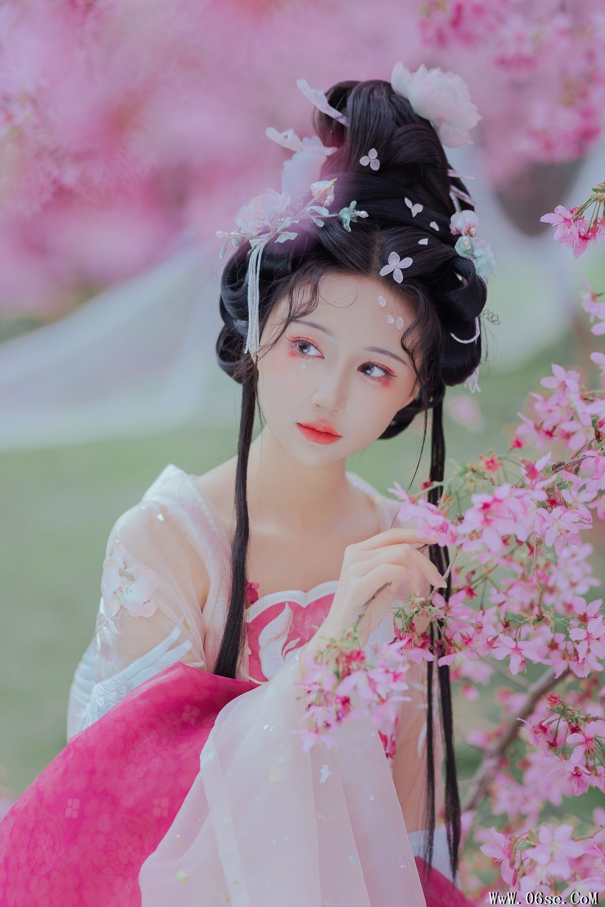 图片[15]-YiTuYu艺图语 Vol.4190 Qi Luo Sheng De Xiao Su Su[36P]-六色网