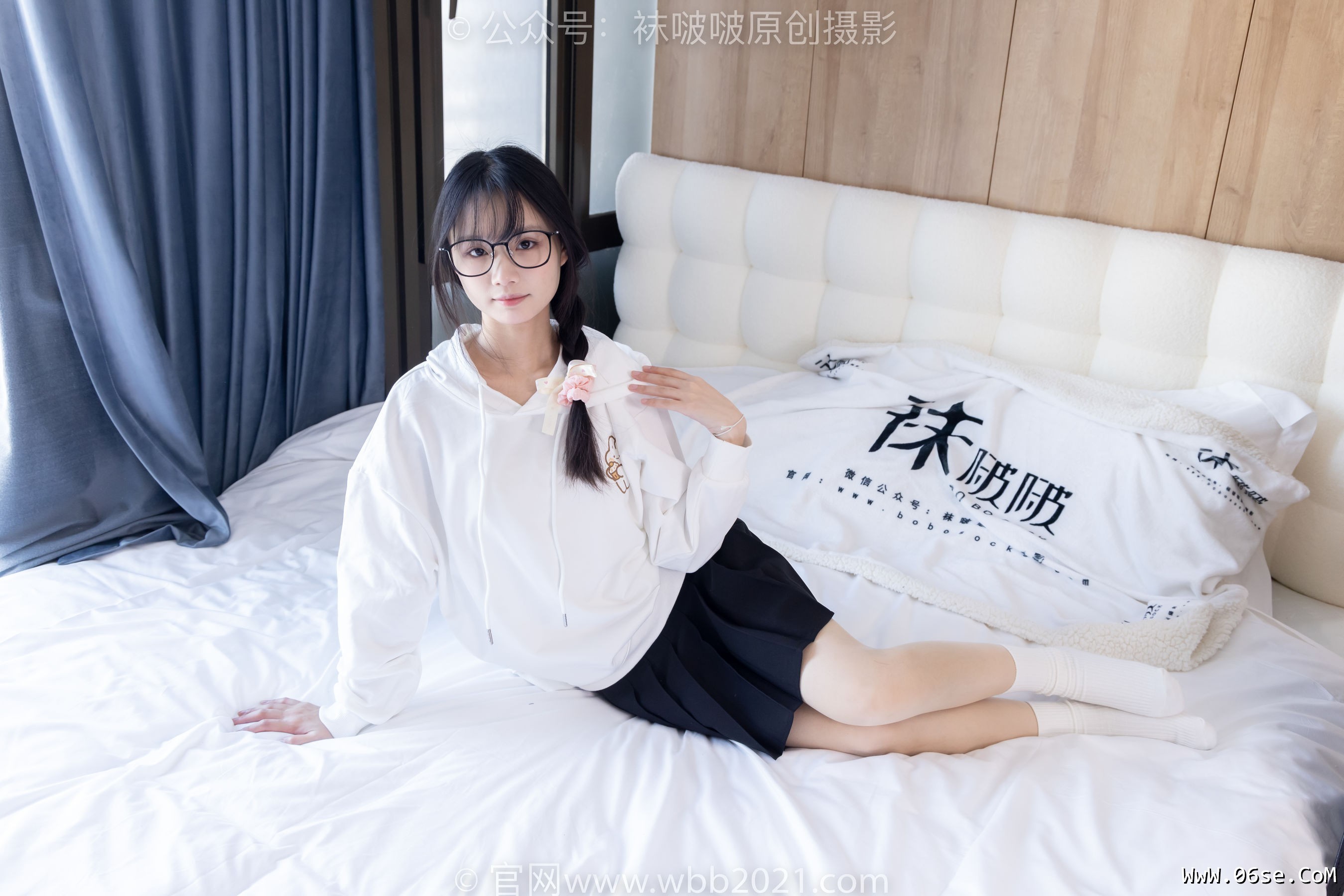 图片[157]-BoBoSocks袜啵啵 No.368 甜甜圈 -运动鞋、白棉袜、油亮肉丝[160P]-六色网