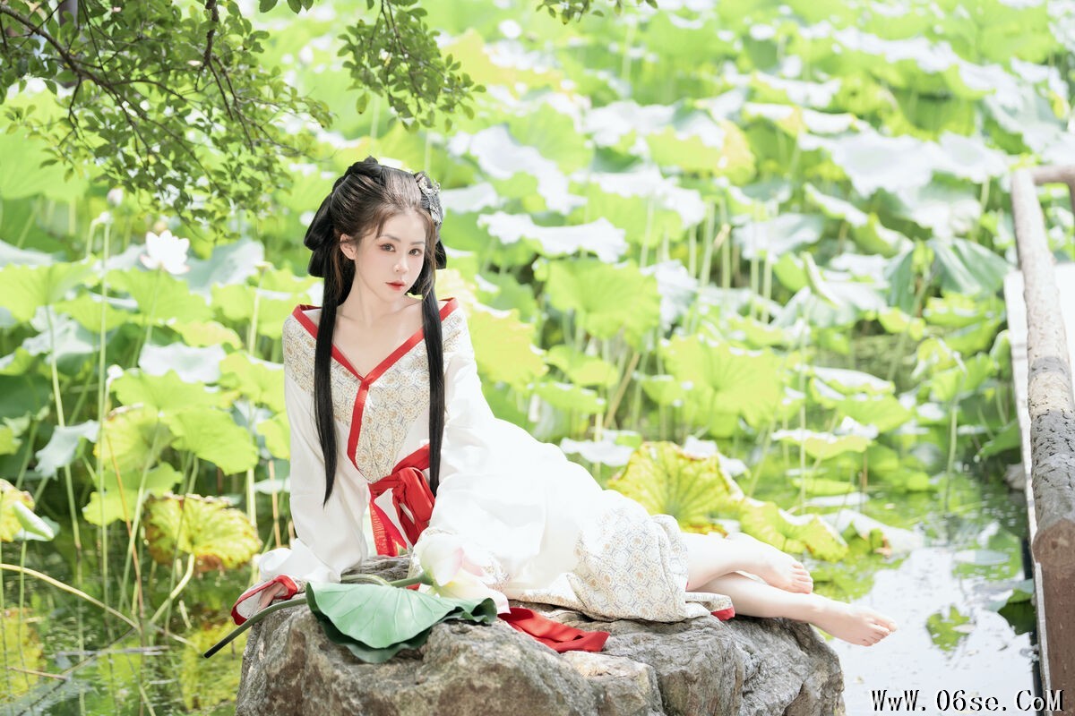 图片[19]-YiTuYu艺图语 Vol.7679 Pao Fu Xiao Fang[30P]-六色网