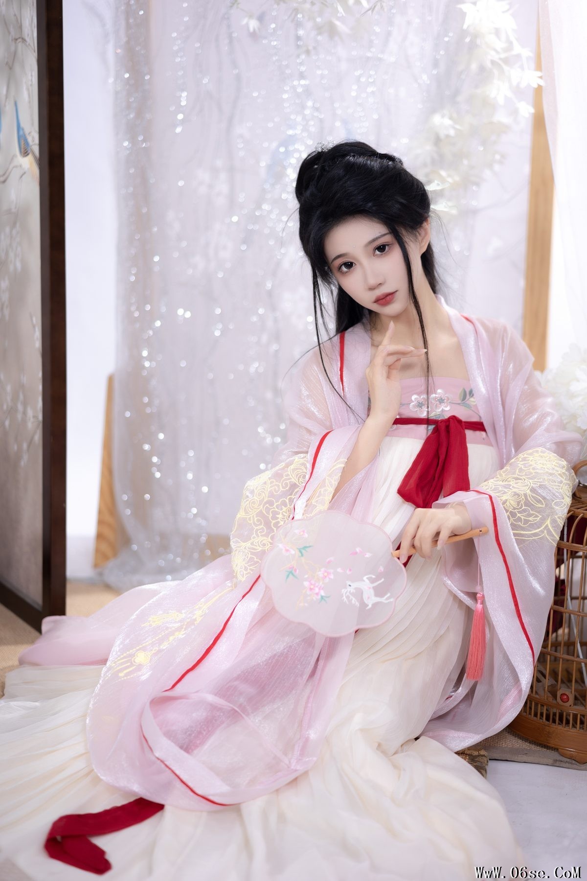 图片[25]-YiTuYu艺图语 Vol.4146 Qi Luo Sheng De Xiao Su Su[27P]-六色网