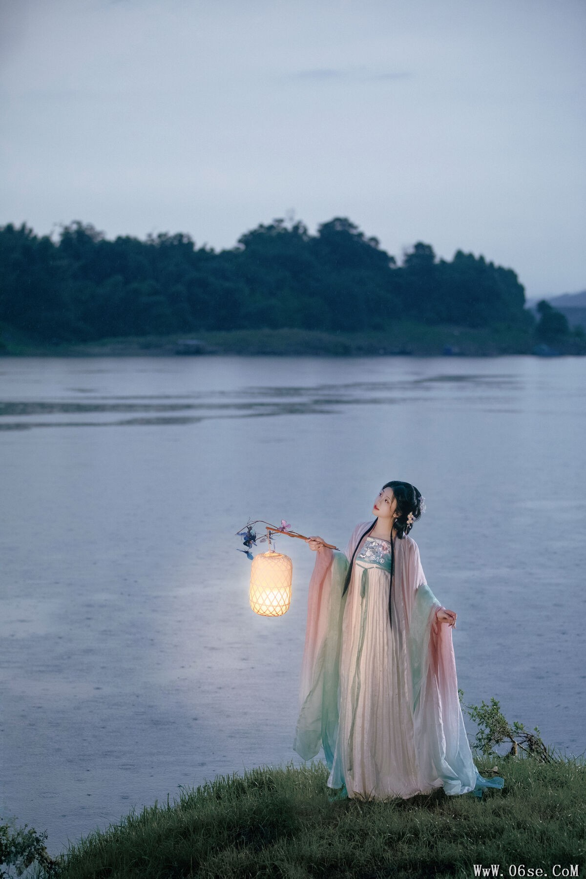 图片[4]-YiTuYu艺图语 Vol.7715 Jin Zou Ba[26P]-六色网