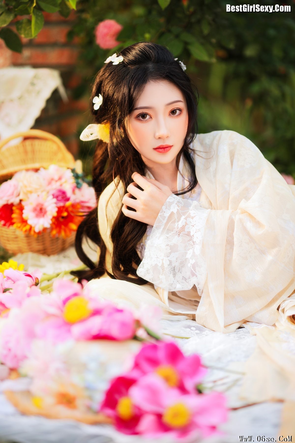 图片[9]-YiTuYu艺图语 Vol.4063 Liu Liu Yang Liu Liu[24P]-六色网