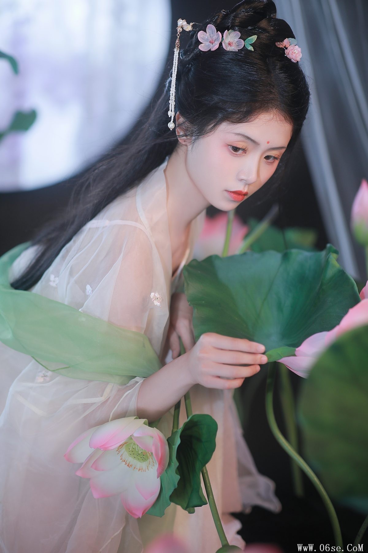 图片[29]-YiTuYu艺图语 Vol.4974 Dai Bu Zhu De Yi Mi[37P]-六色网