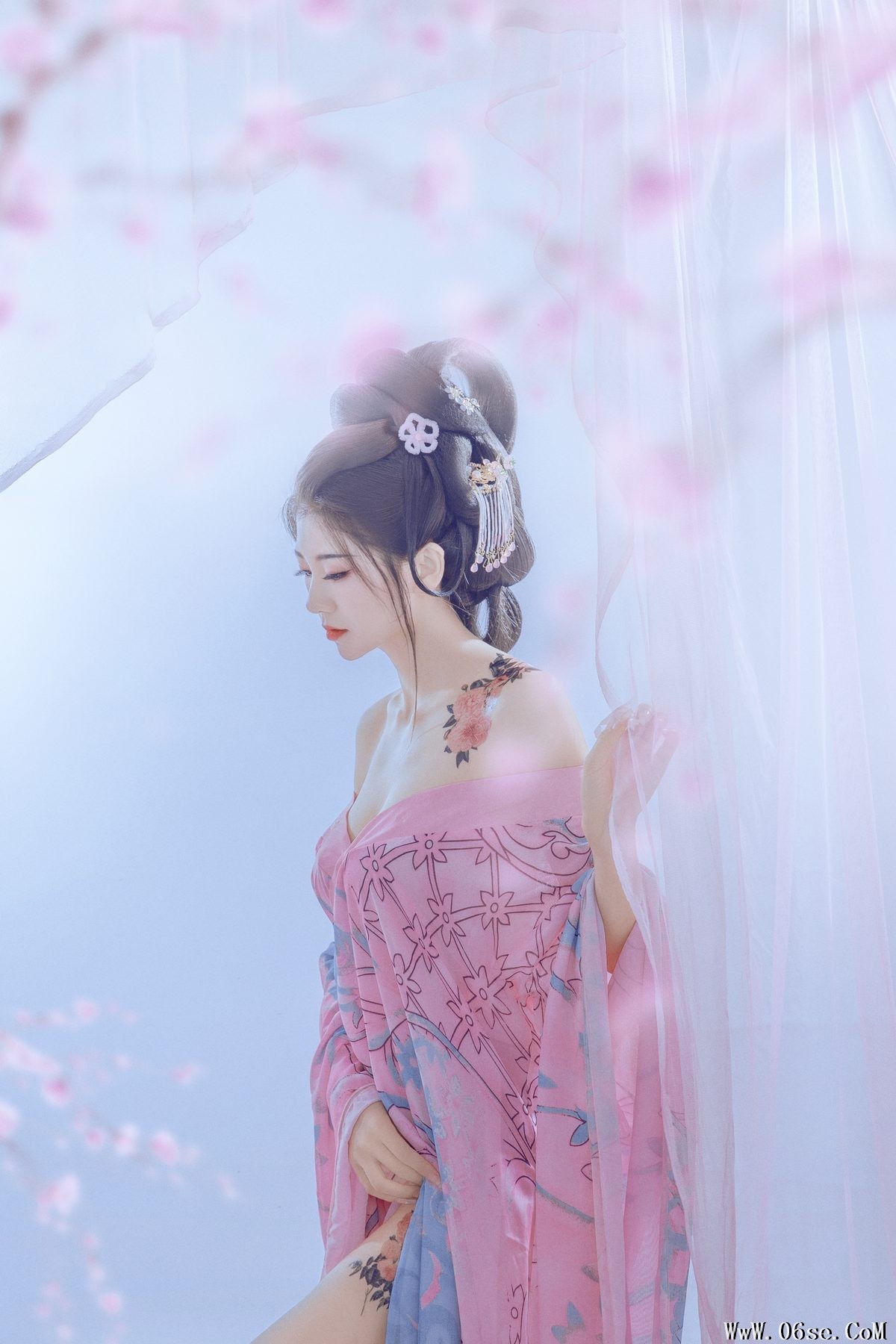 图片[18]-YiTuYu艺图语 Vol.3401 Fang Bao[20P]-六色网