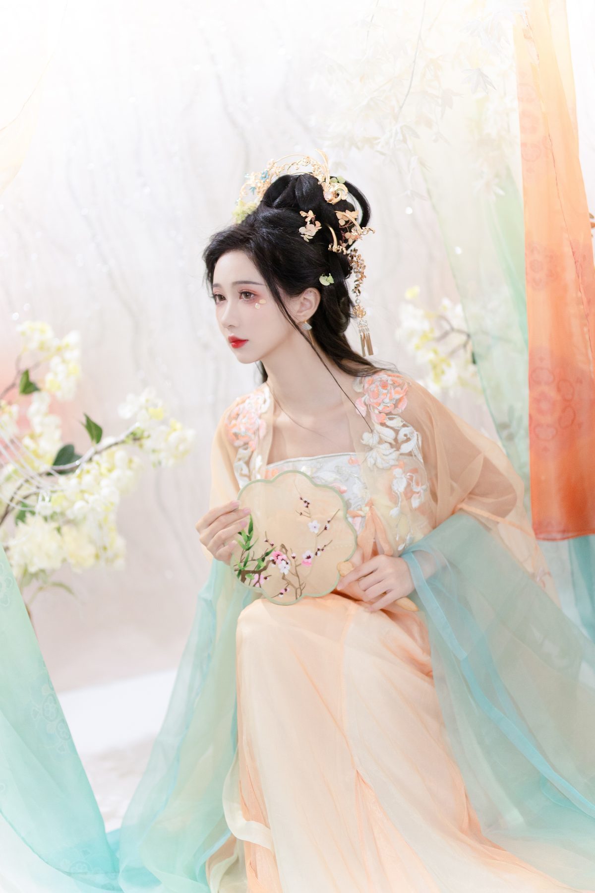图片[22]-YiTuYu艺图语 Vol.5606 Qi Luo Sheng De Xiao Su Su[31P]-六色网