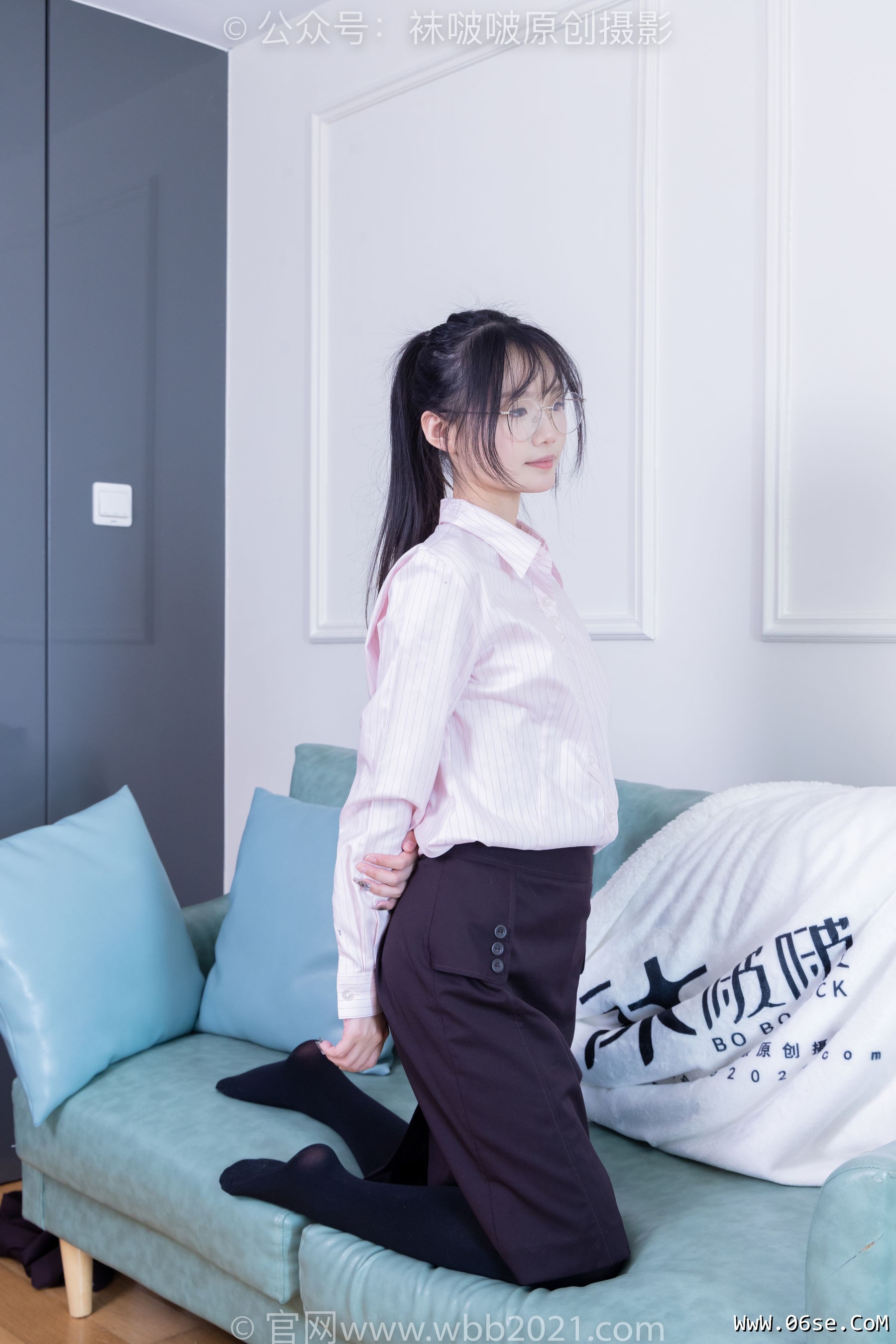 图片[142]-BoBoSocks袜啵啵 No.362 甜甜圈 -两双皮鞋、厚肉丝、厚黑丝、ol制服[230P]-六色网