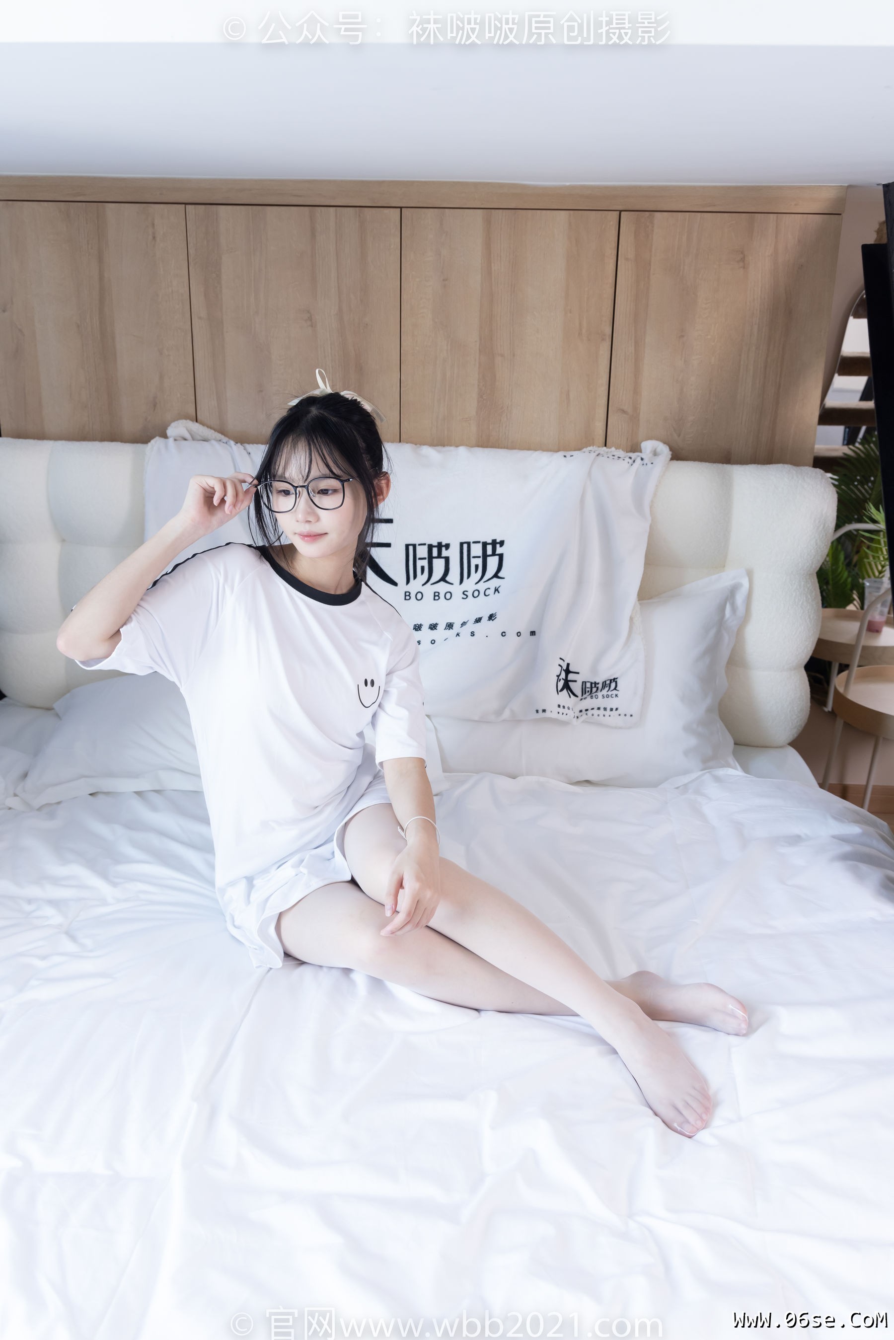 图片[14]-BoBoSocks袜啵啵 No.376 甜甜圈 -运动鞋、堆堆袜套、白丝[150P]-六色网