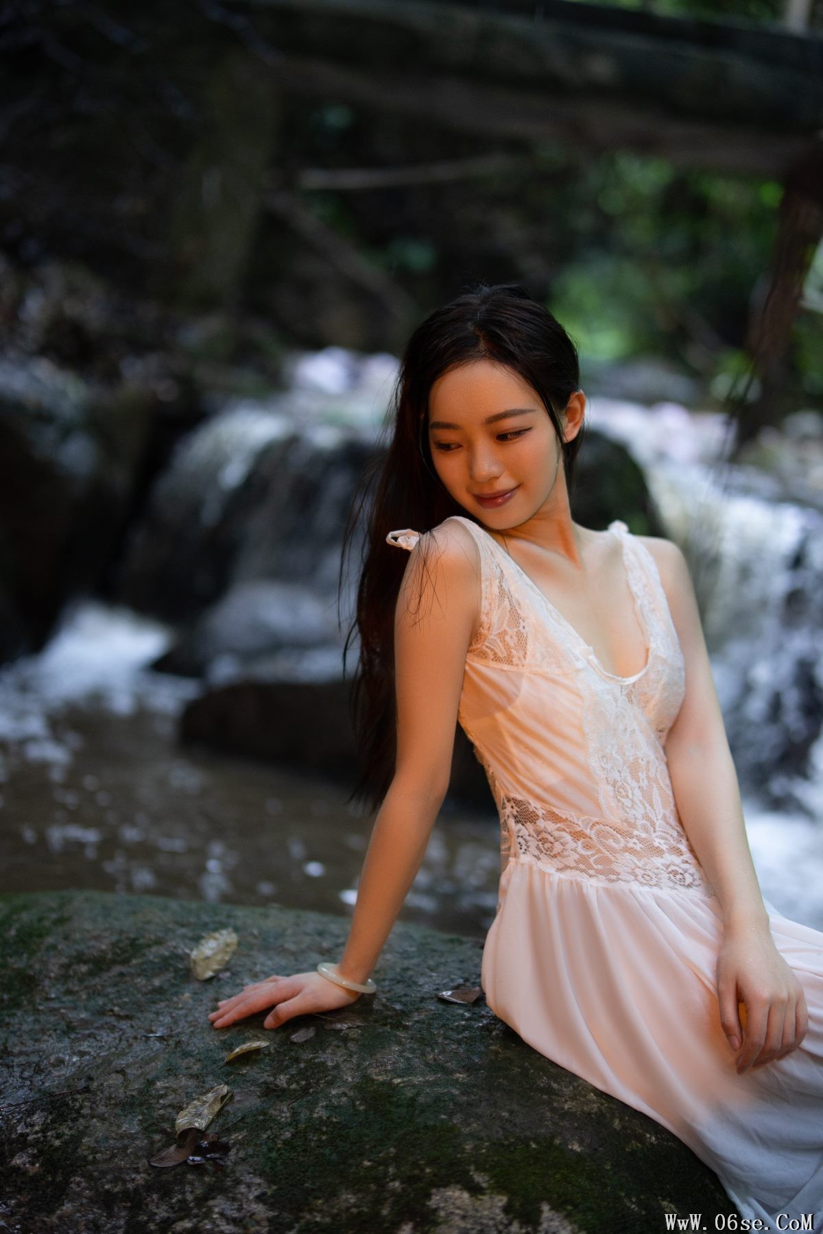 图片[42]-YiTuYu艺图语 Vol.3112 QQ[45P]-六色网