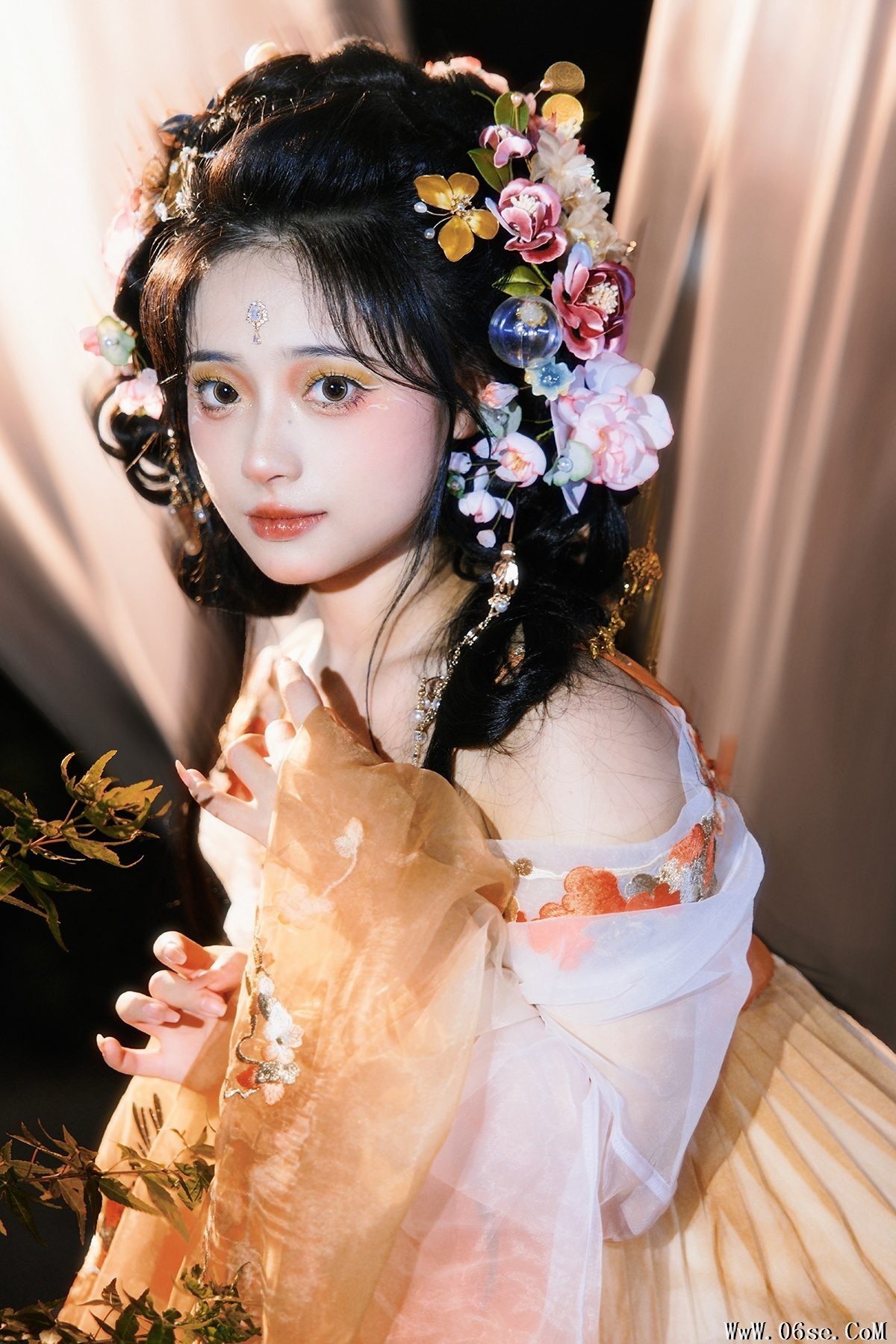YiTuYu艺图语 Vol.5177 Xian Lu[24P]-六色网