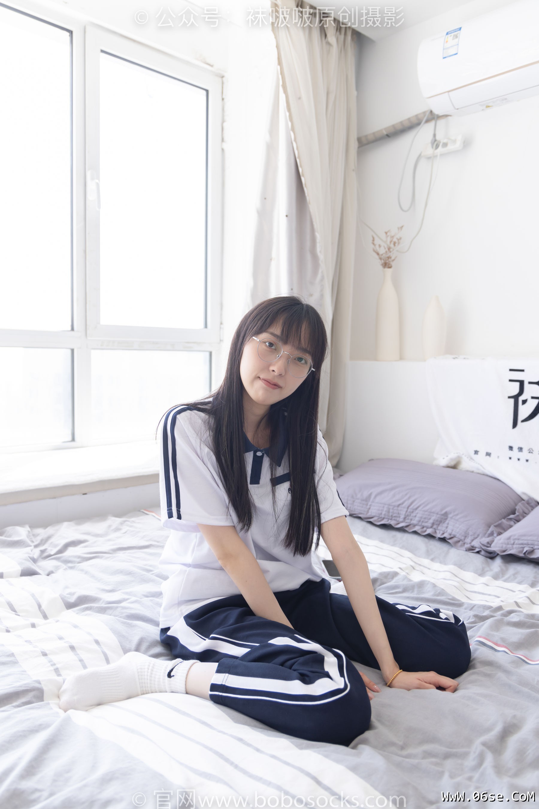 图片[104]-BoBoSocks袜啵啵 No.207 稚予 -aj板鞋、白棉袜、油亮白丝、校服裤里丝[140P]-六色网