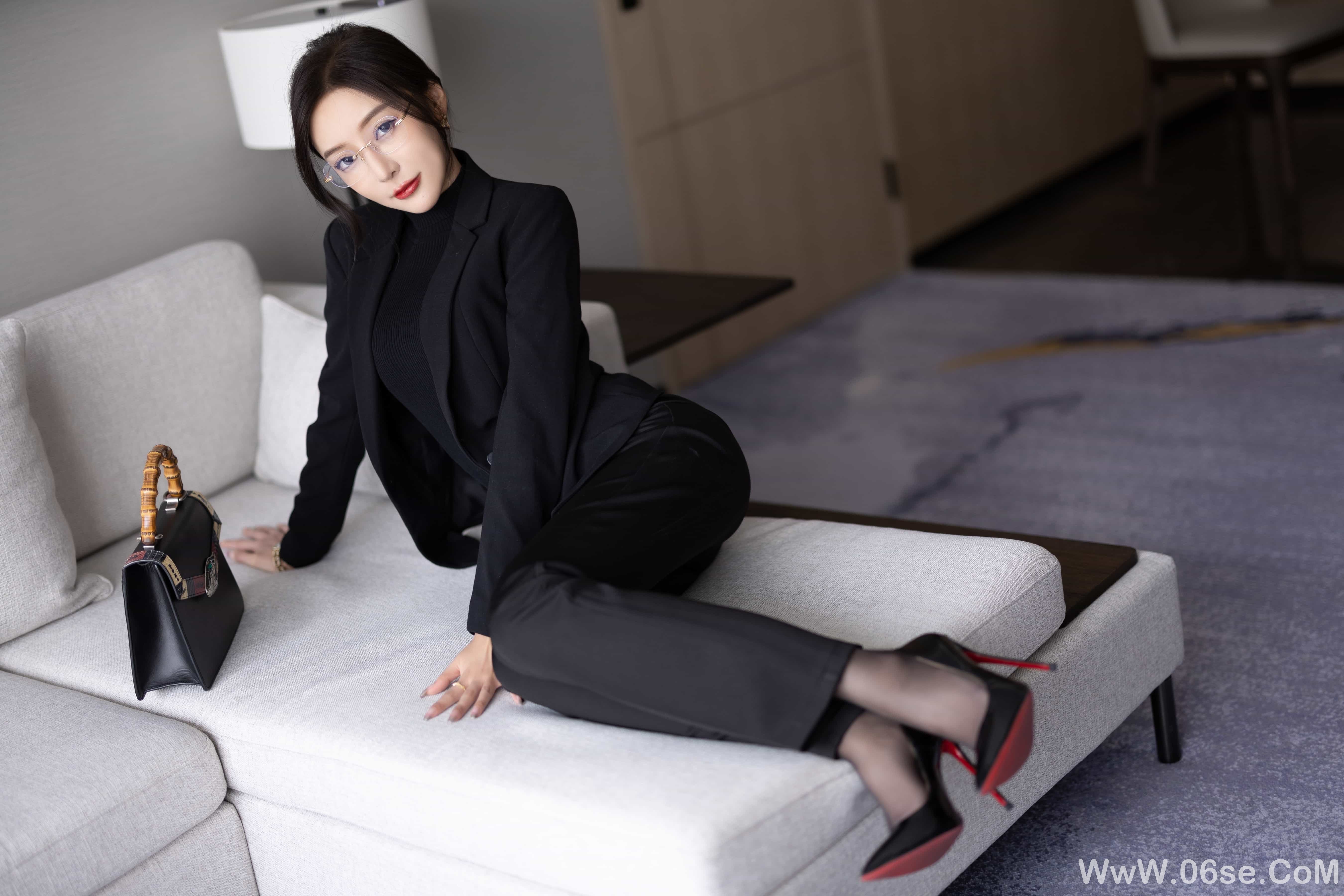 图片[4]-王馨瑶Yanni – 内购 黑色西装加西裤高启兰[93P]-六色网