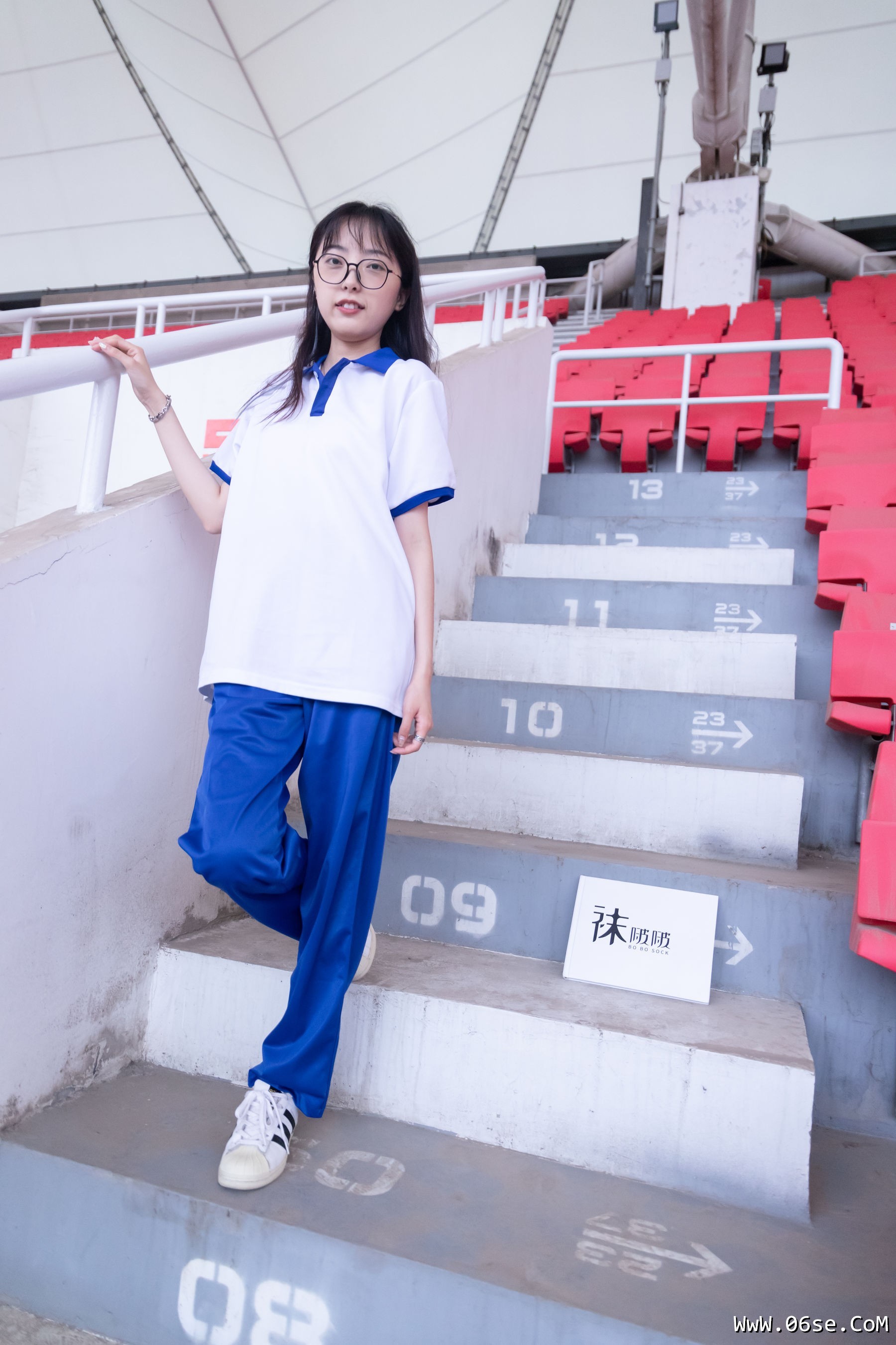 图片[4]-BoBoSocks袜啵啵 No.002 稚予-校服、贝壳头、白棉袜、裸足[139P]-六色网