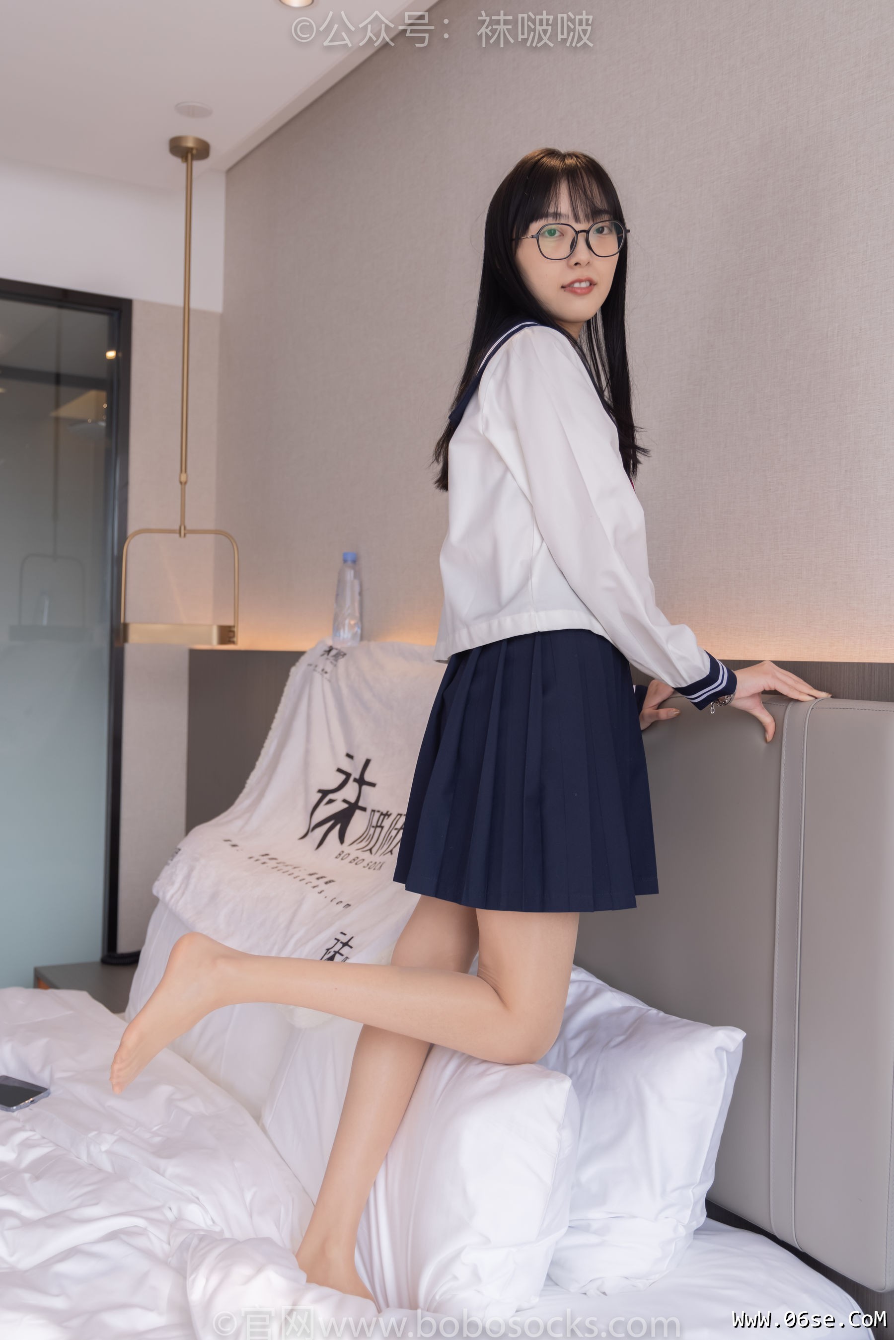 图片[106]-BoBoSocks袜啵啵 积分限定作品005 稚予-JK制服、皮鞋、油亮肉丝、踩蛋糕[133P]-六色网