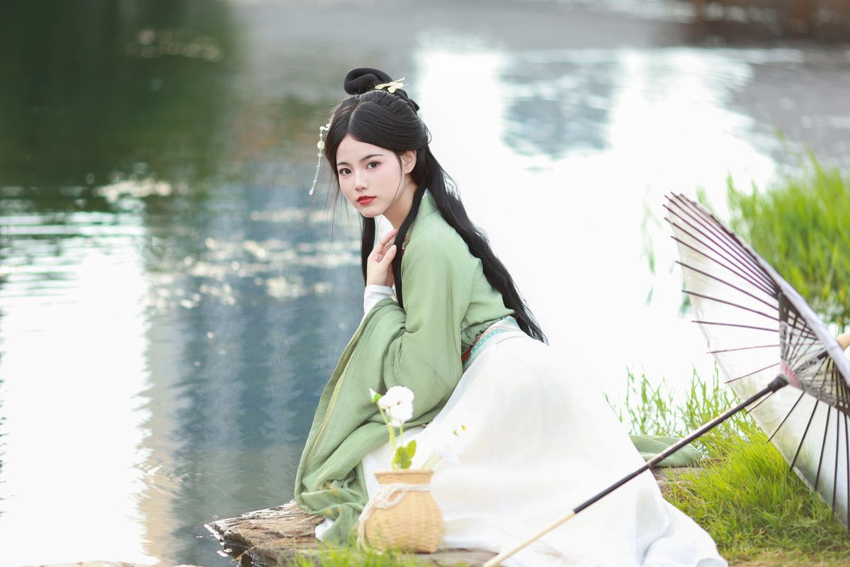 图片[17]-YiTuYu艺图语 Vol.5352 Yu Xiao Li Lili[46P]-六色网