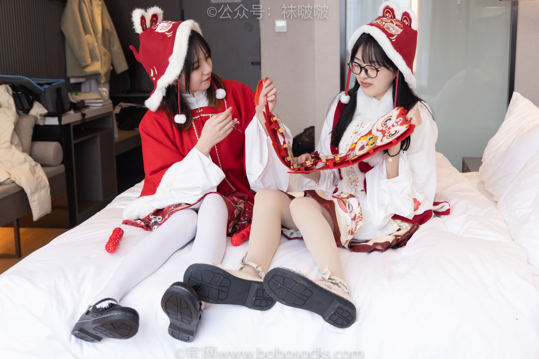 图片[23]-BoBoSocks袜啵啵 No.054 小甜豆与稚予-给大家拜年啦[139P]-六色网