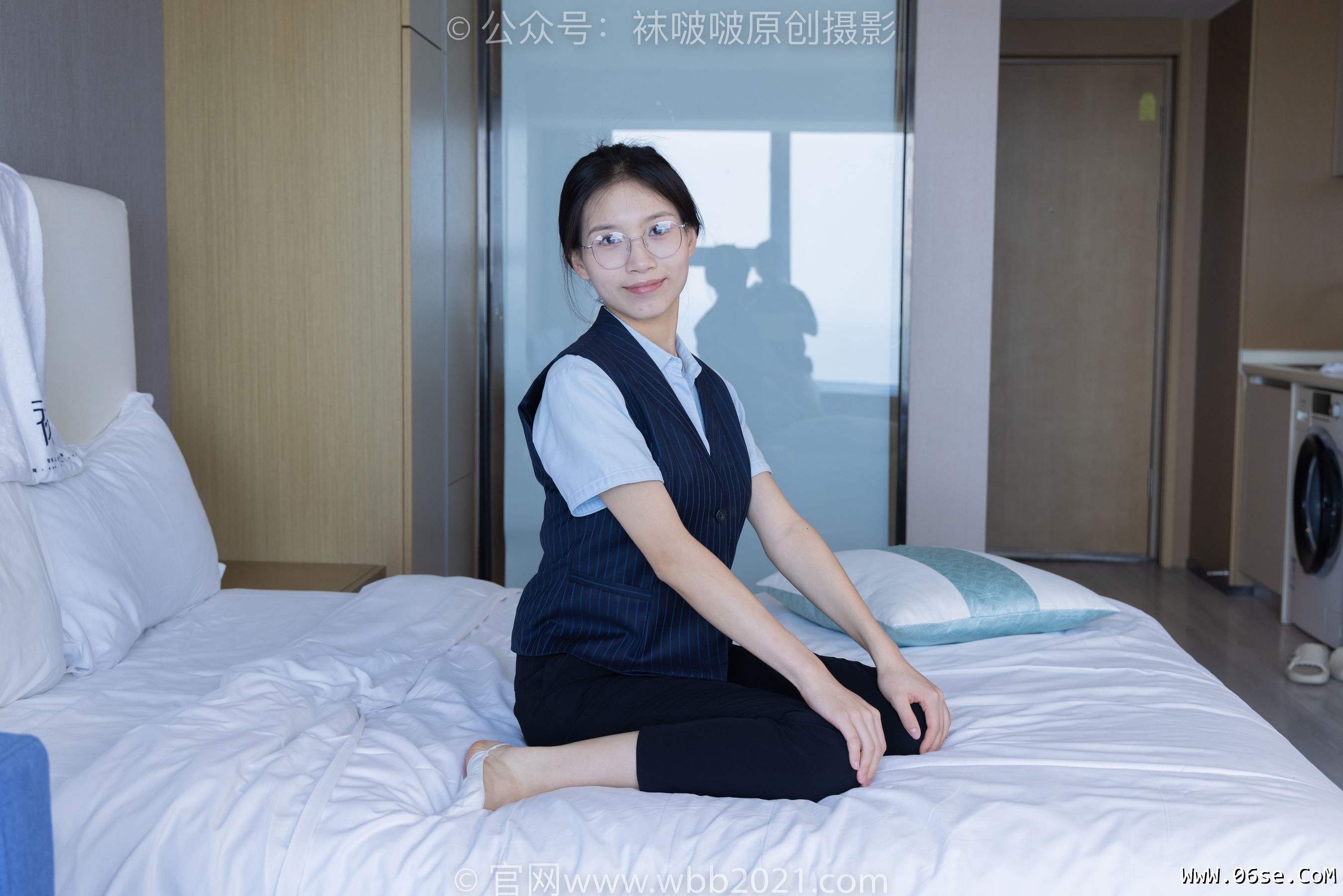 图片[129]-BoBoSocks袜啵啵 No.413 芝士 -高跟鞋、白色吊带船袜、银行制服[145P]-六色网