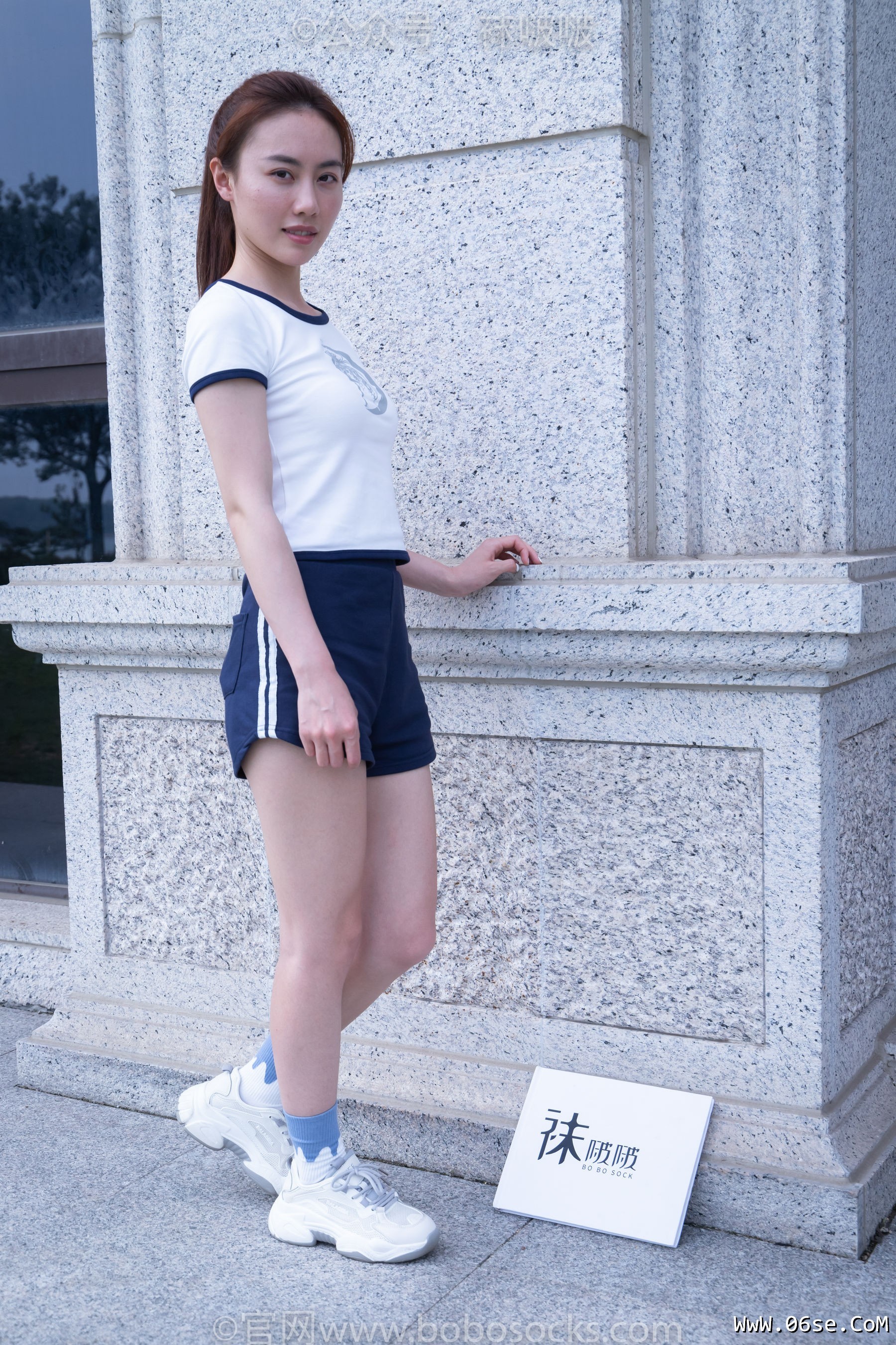 图片[5]-BoBoSocks袜啵啵 No.028 小米-运动鞋、白棉袜、裸足[133P]-六色网