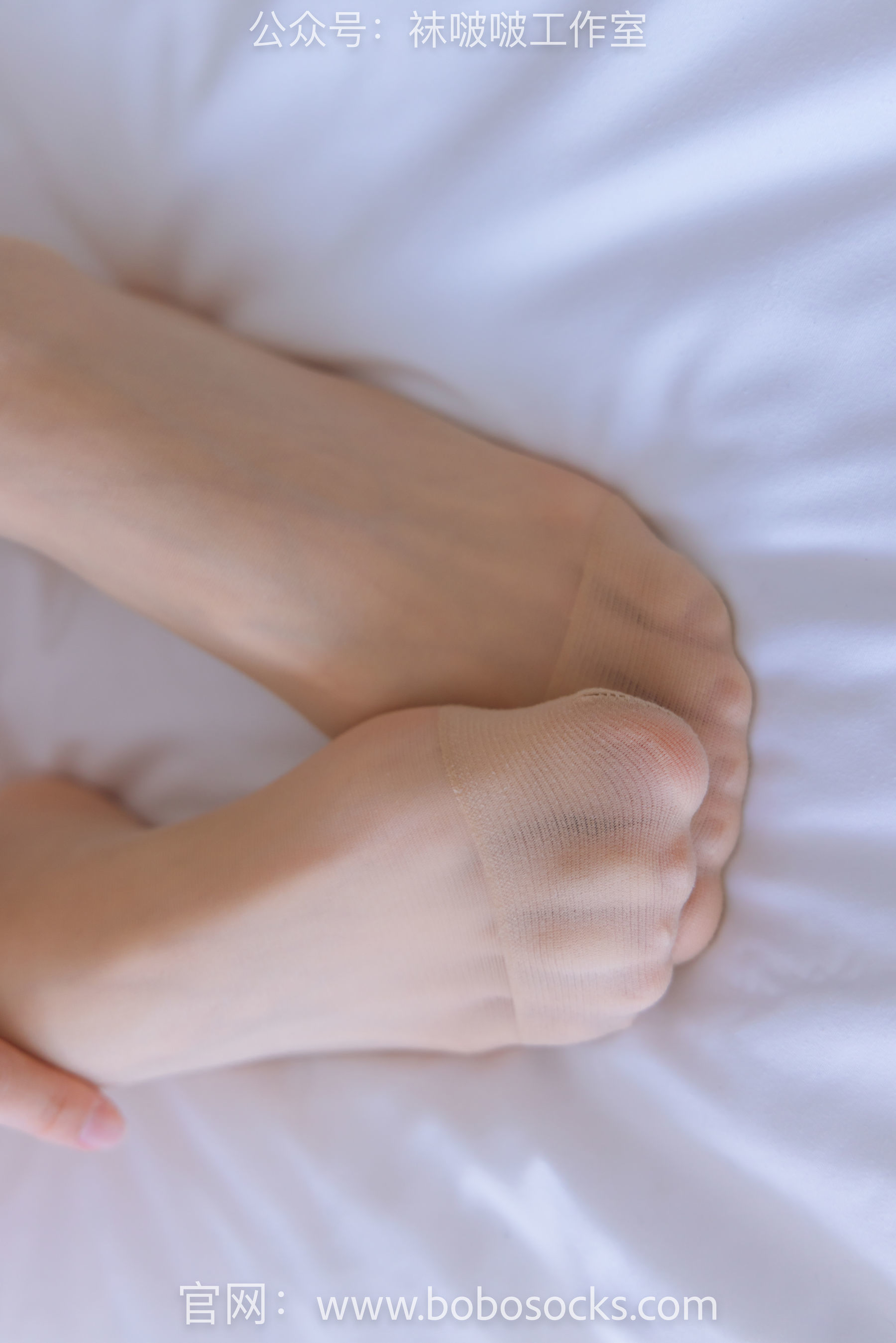 图片[29]-BoBoSocks袜啵啵 No.118 稚予-运动鞋、白棉袜、肉丝、踩小熊玩偶[140P]-六色网