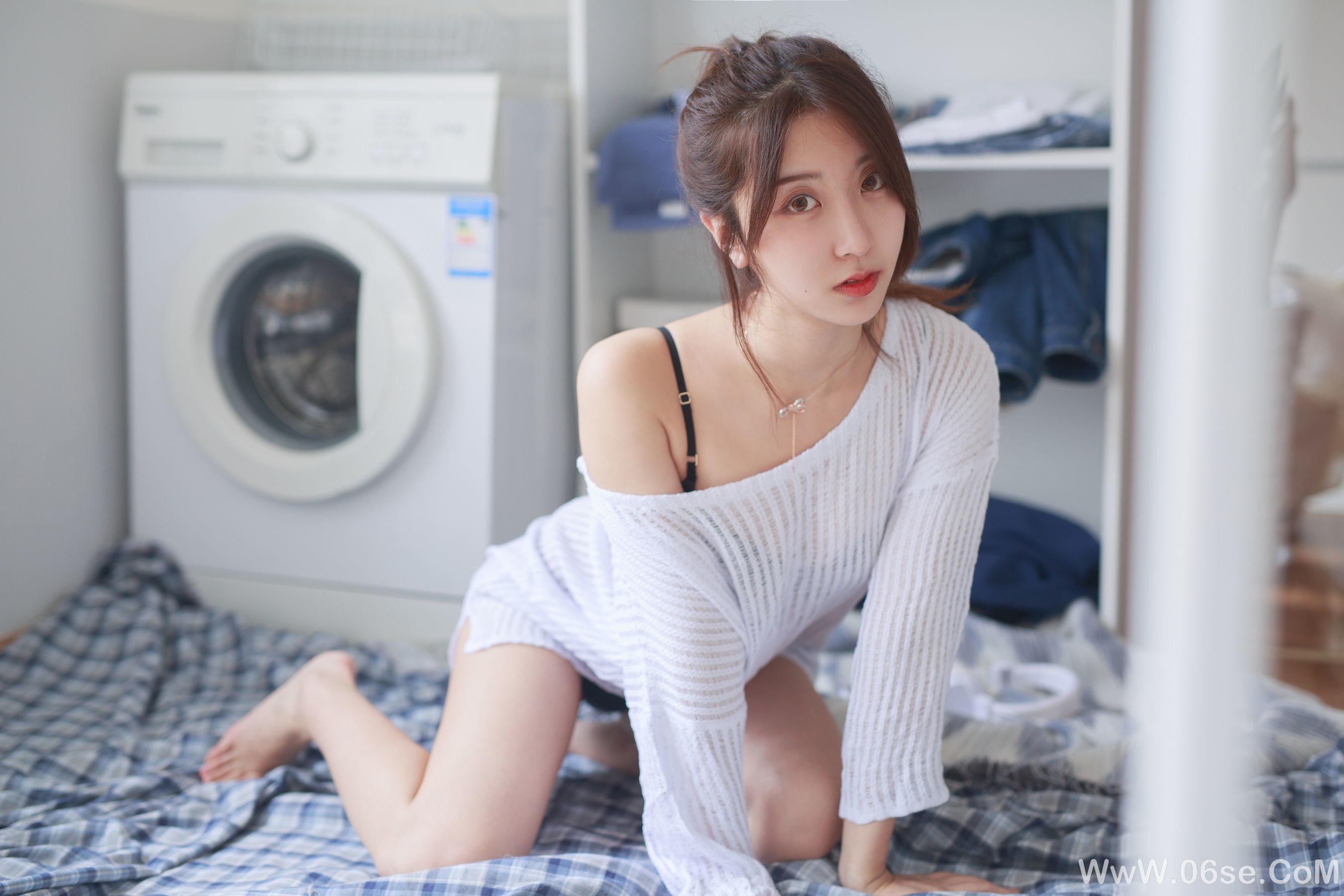 图片[23]-人气Coser黑川 白色洞洞毛衣[50P]-六色网