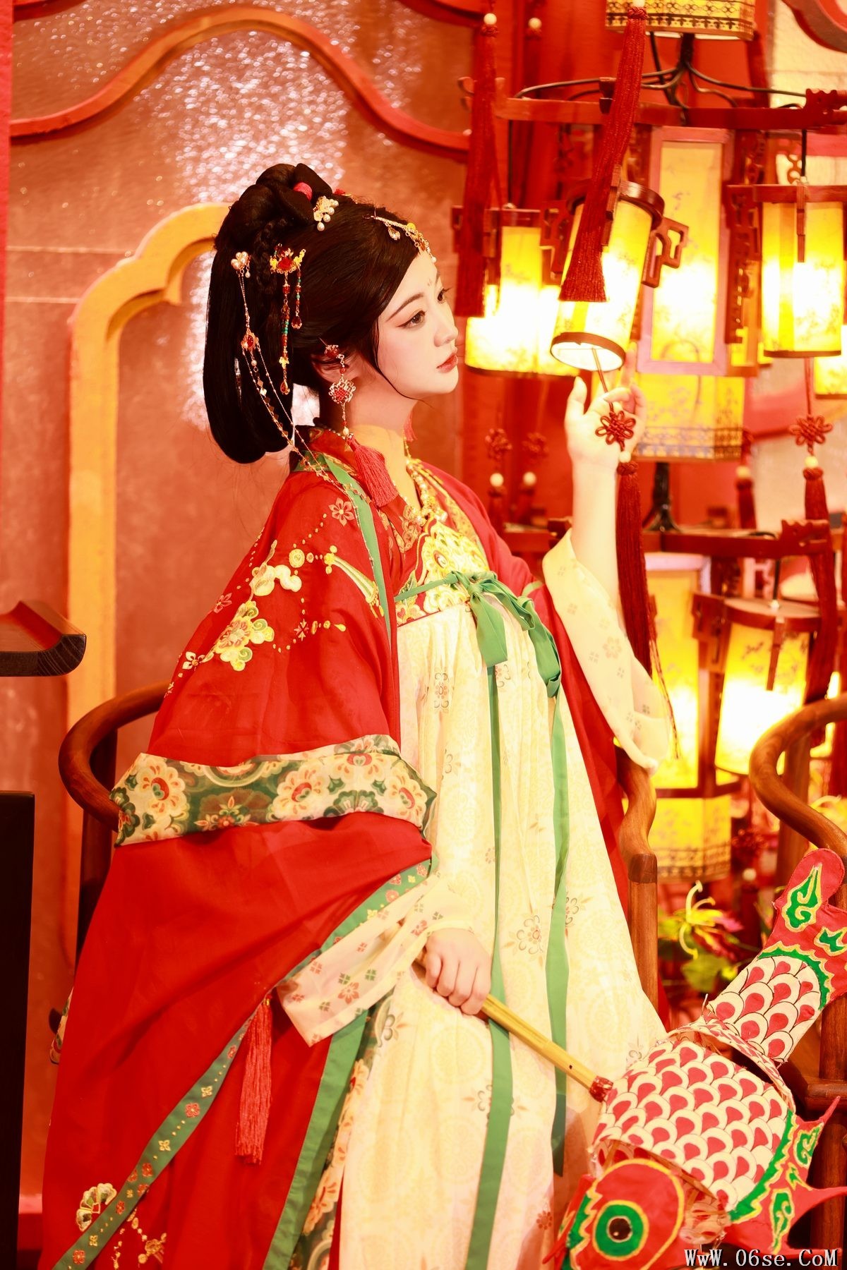 图片[23]-YiTuYu艺图语 Vol.5514 Bu Ke Ai De He He[43P]-六色网