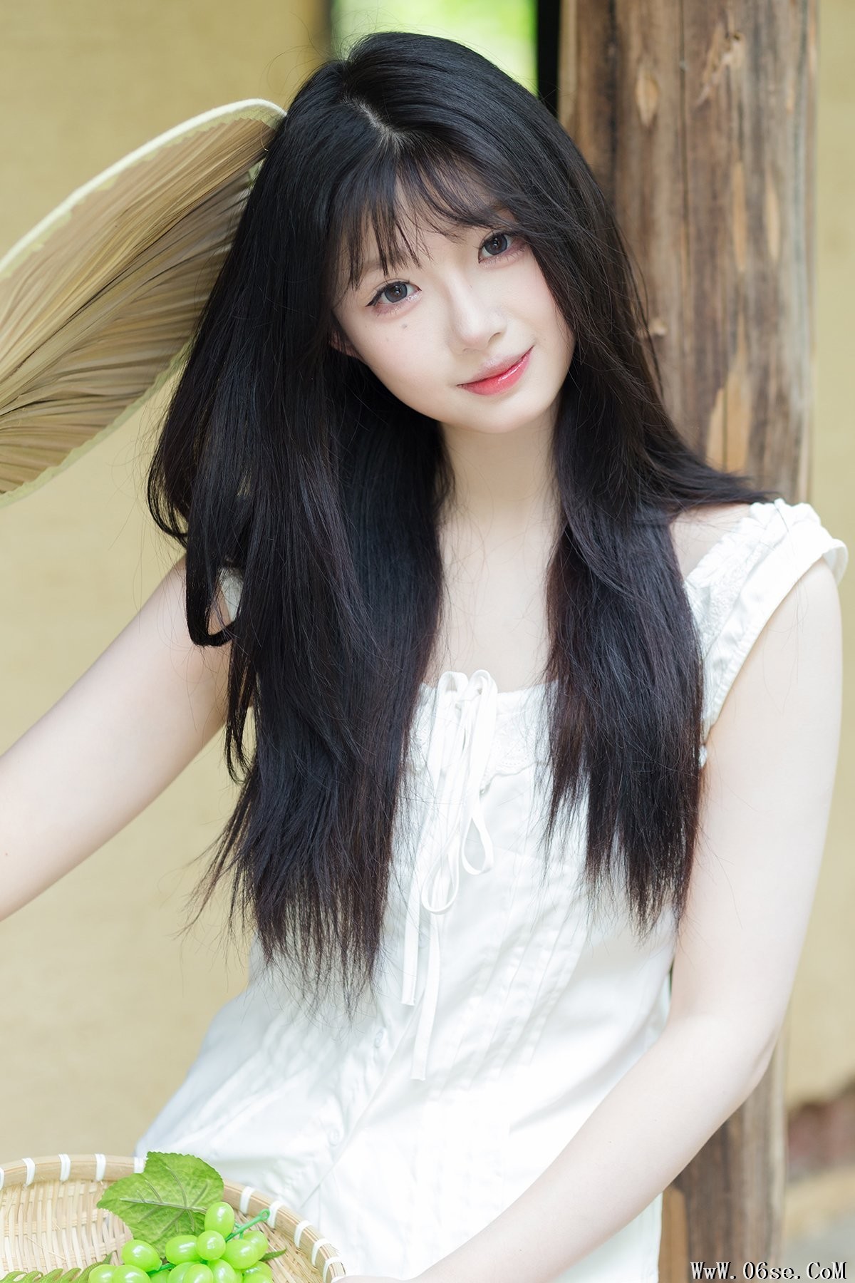 YiTuYu艺图语 Vol.7121 Yue Yue Gong Zhu[30P]-六色网