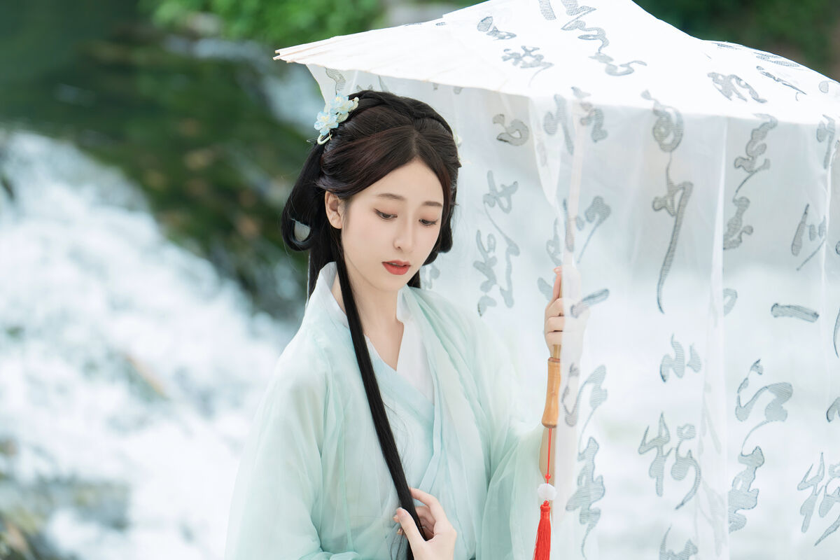 图片[22]-YiTuYu艺图语 Vol.7205 Xiao He[24P]-六色网