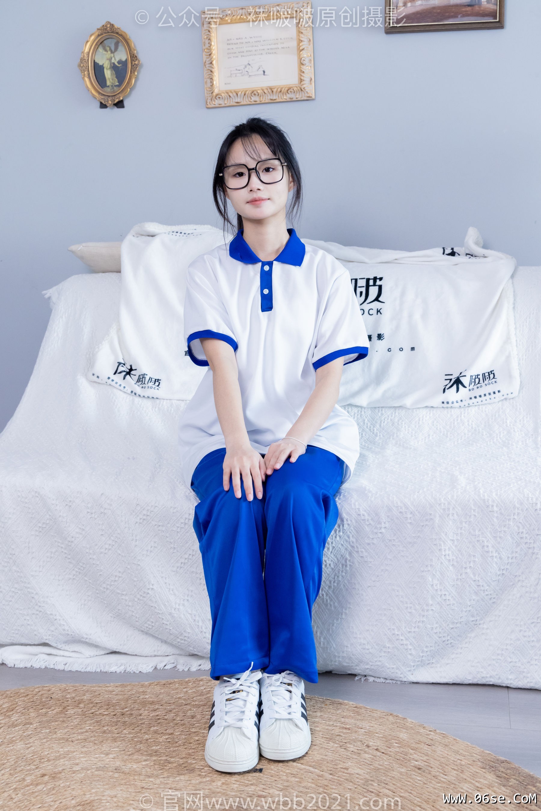 图片[2]-BoBoSocks袜啵啵 No.351 甜甜圈 -板鞋、白棉袜、肉丝、校服裤里丝[150P]-六色网