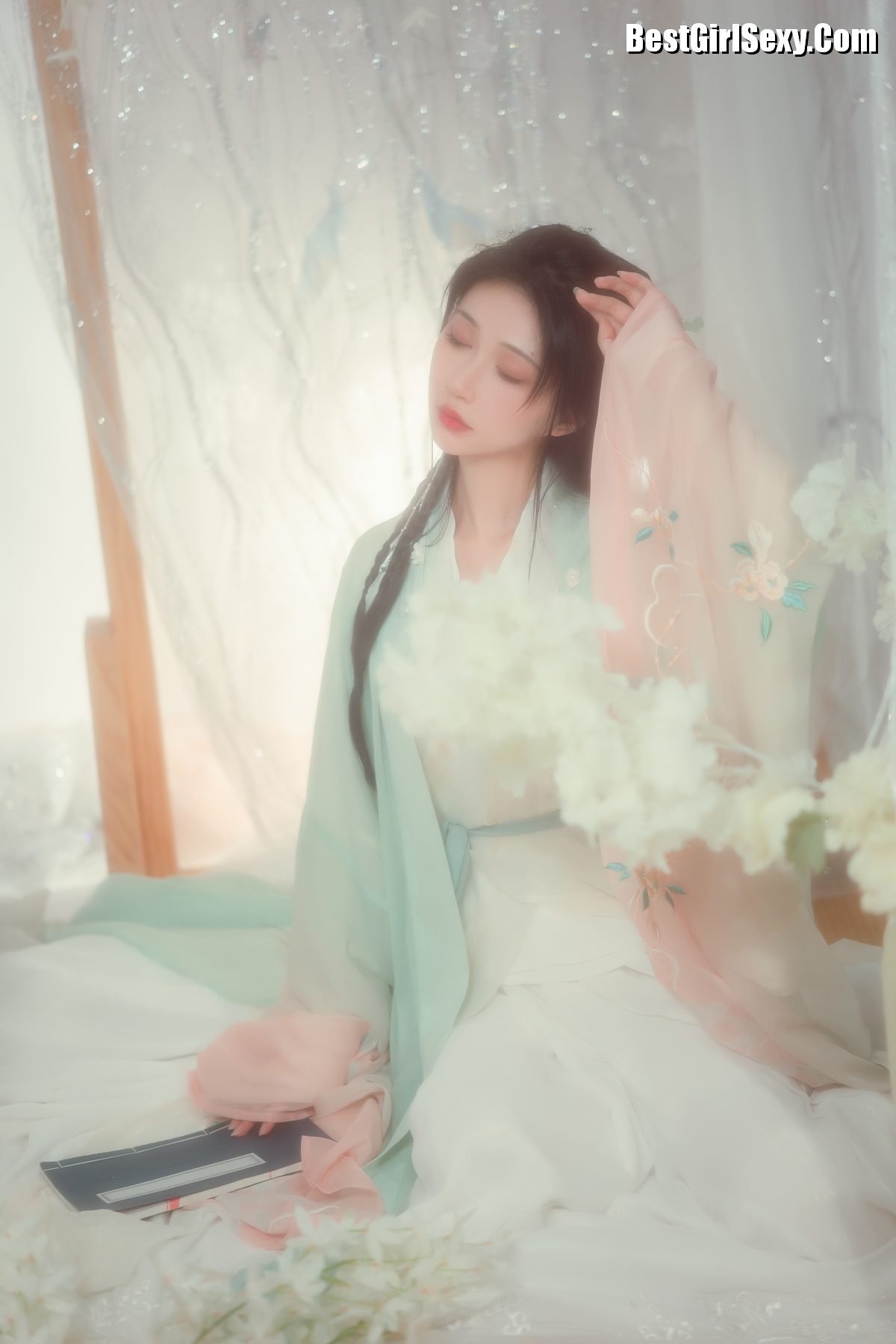 图片[22]-YiTuYu艺图语 Vol.3796 Qi Luo Sheng De Xiao Su Su[25P]-六色网