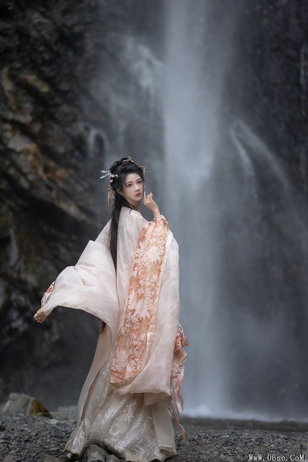 图片[5]-YiTuYu艺图语 Vol.6314 Qi Luo Sheng De Xiao Su Su[27P]-六色网