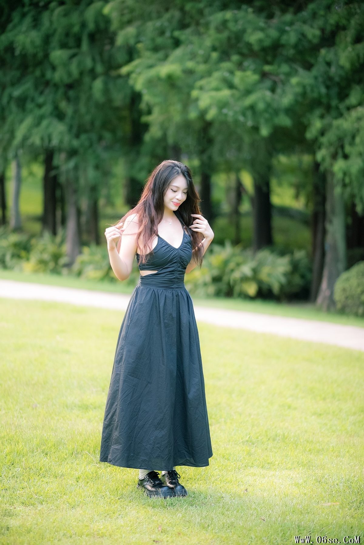 图片[20]-YiTuYu艺图语 Vol.4944 Xiao Qiu[33P]-六色网