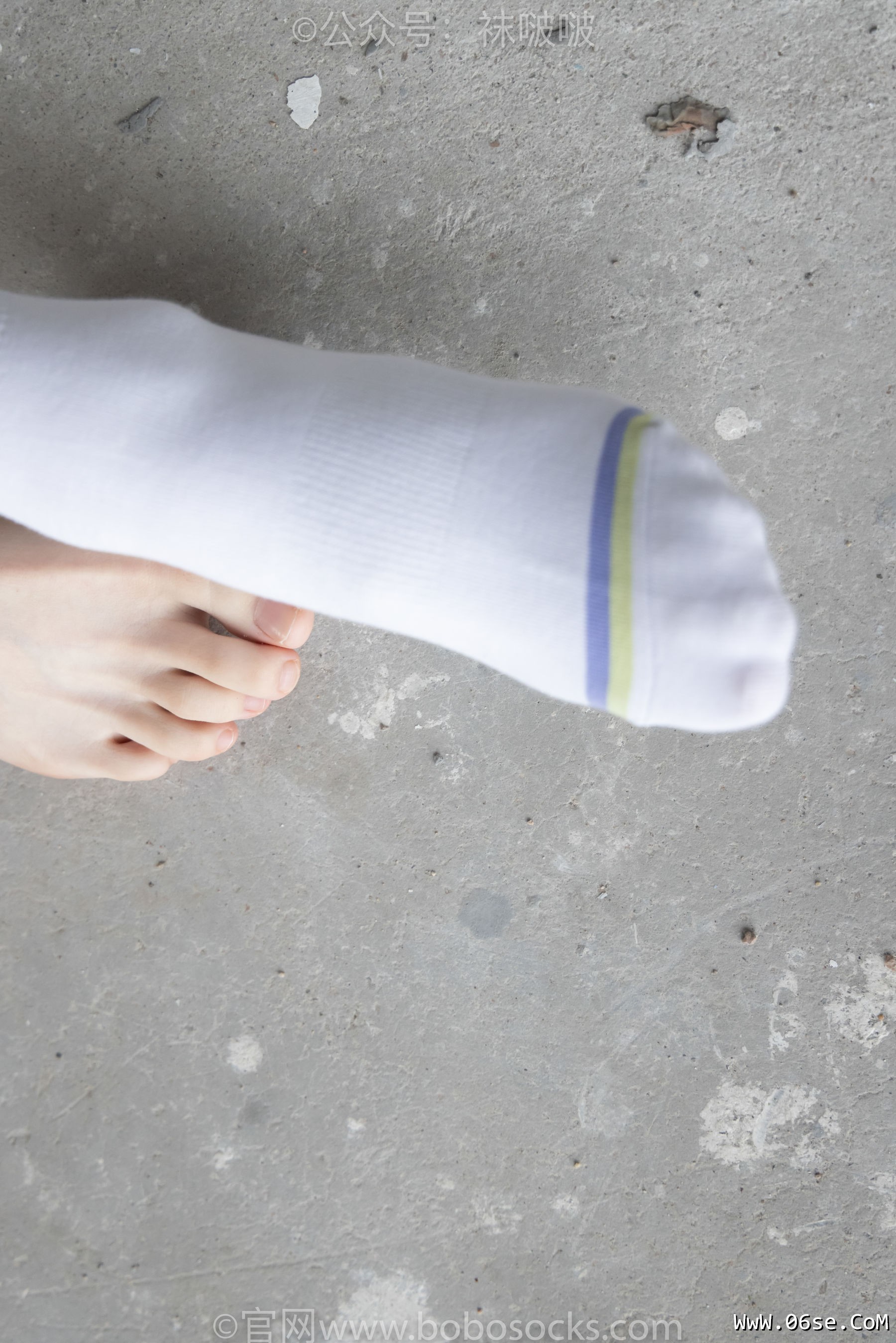 图片[105]-BoBoSocks袜啵啵 No.025 熊熊-安踏运动鞋、白色棉袜、裸足[146P]-六色网